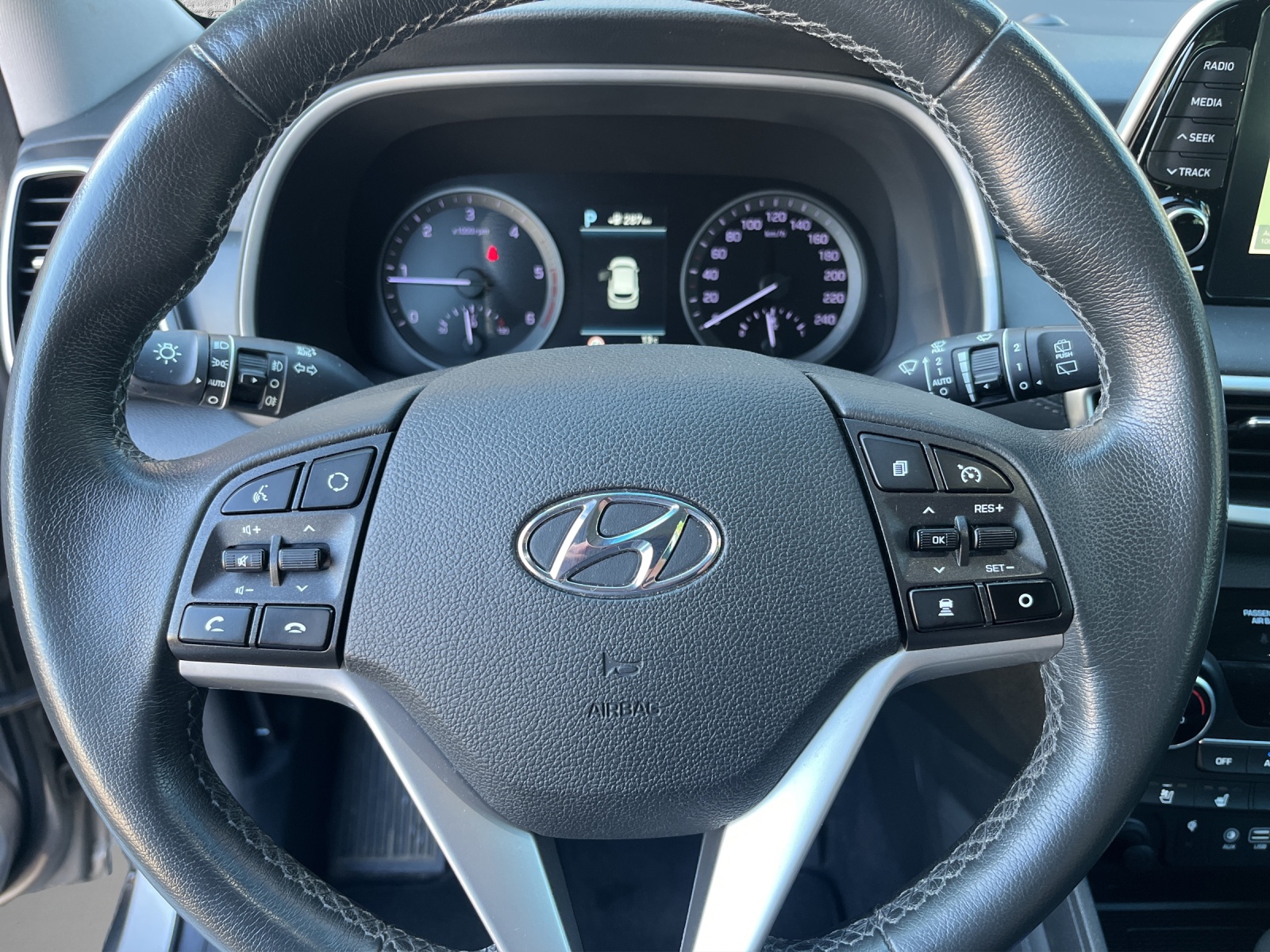 HYUNDAI Tucson 2.0 CRDI Vertex Mild Hybrid 4WD Automatic-image-9