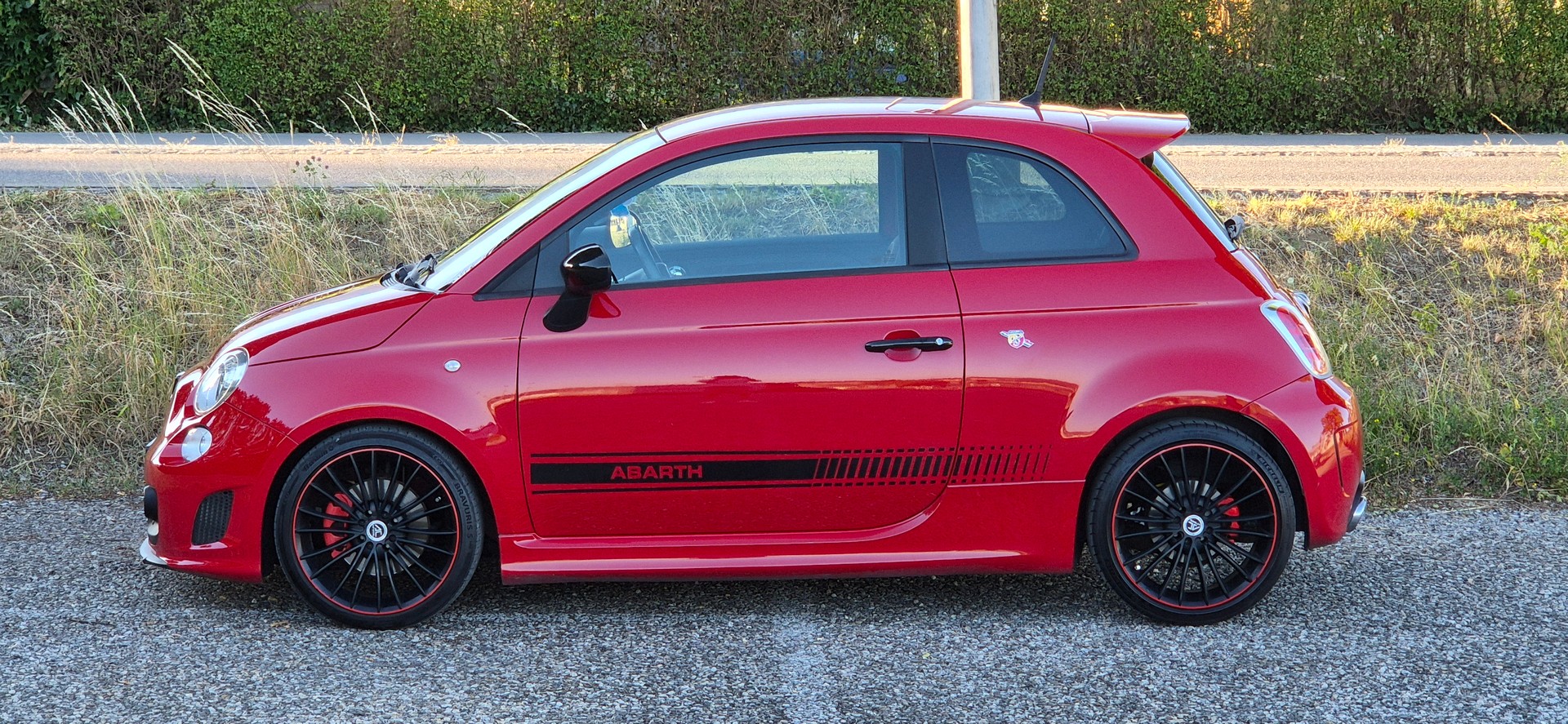 FIAT Fiat 500 Abarth 1.4 T-Jet 135 Custom-image-3