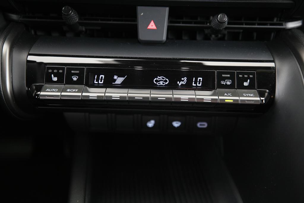 TOYOTA C-HR 1.8 HEV Comfort-image-7