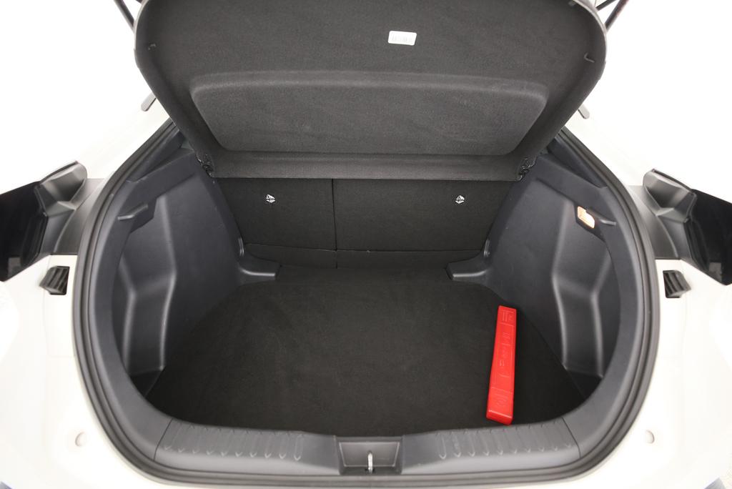 TOYOTA C-HR 1.8 HEV Comfort-image-11