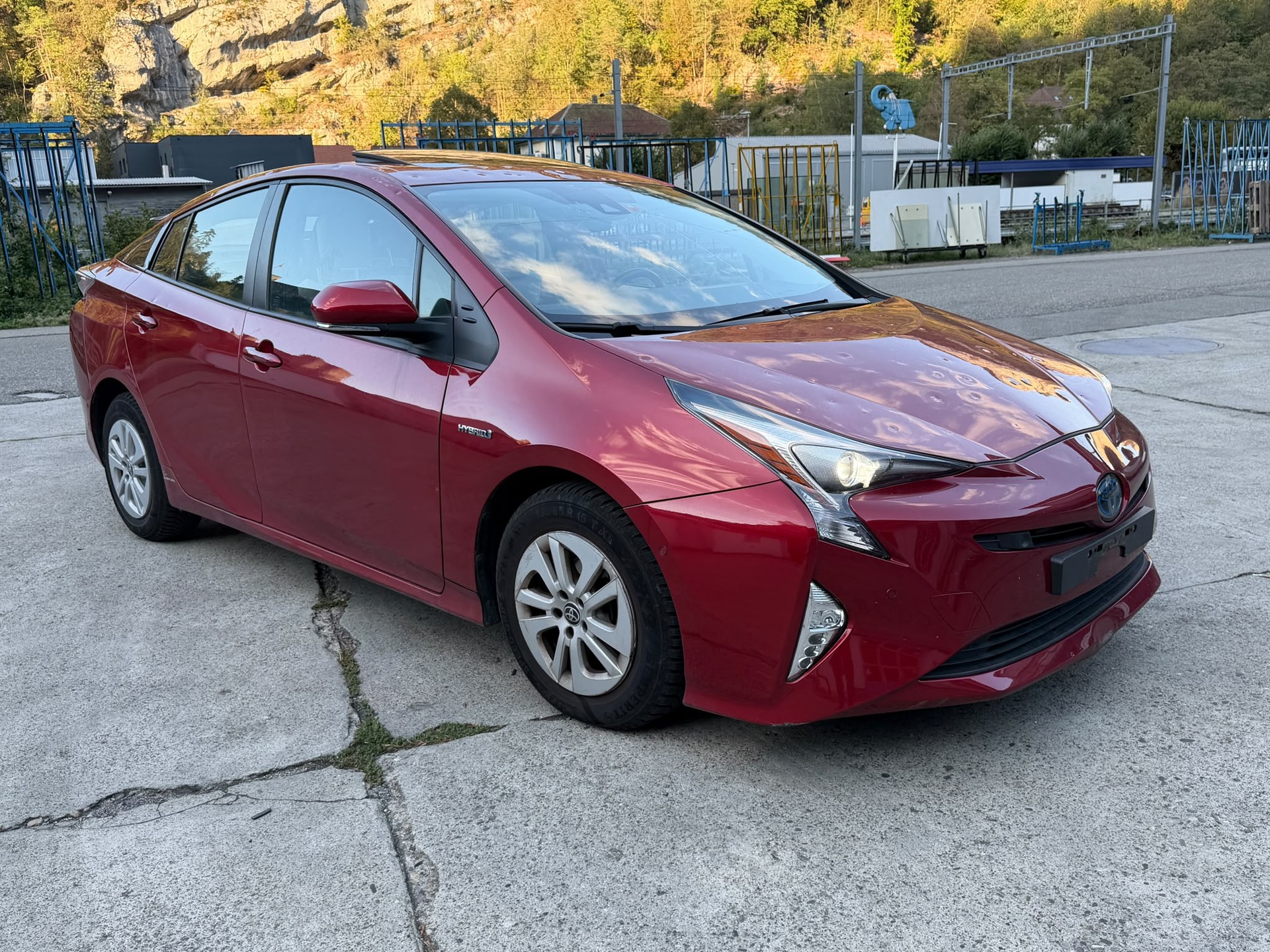 TOYOTA Prius 1.8 VVT-i HSD Sol-image-0