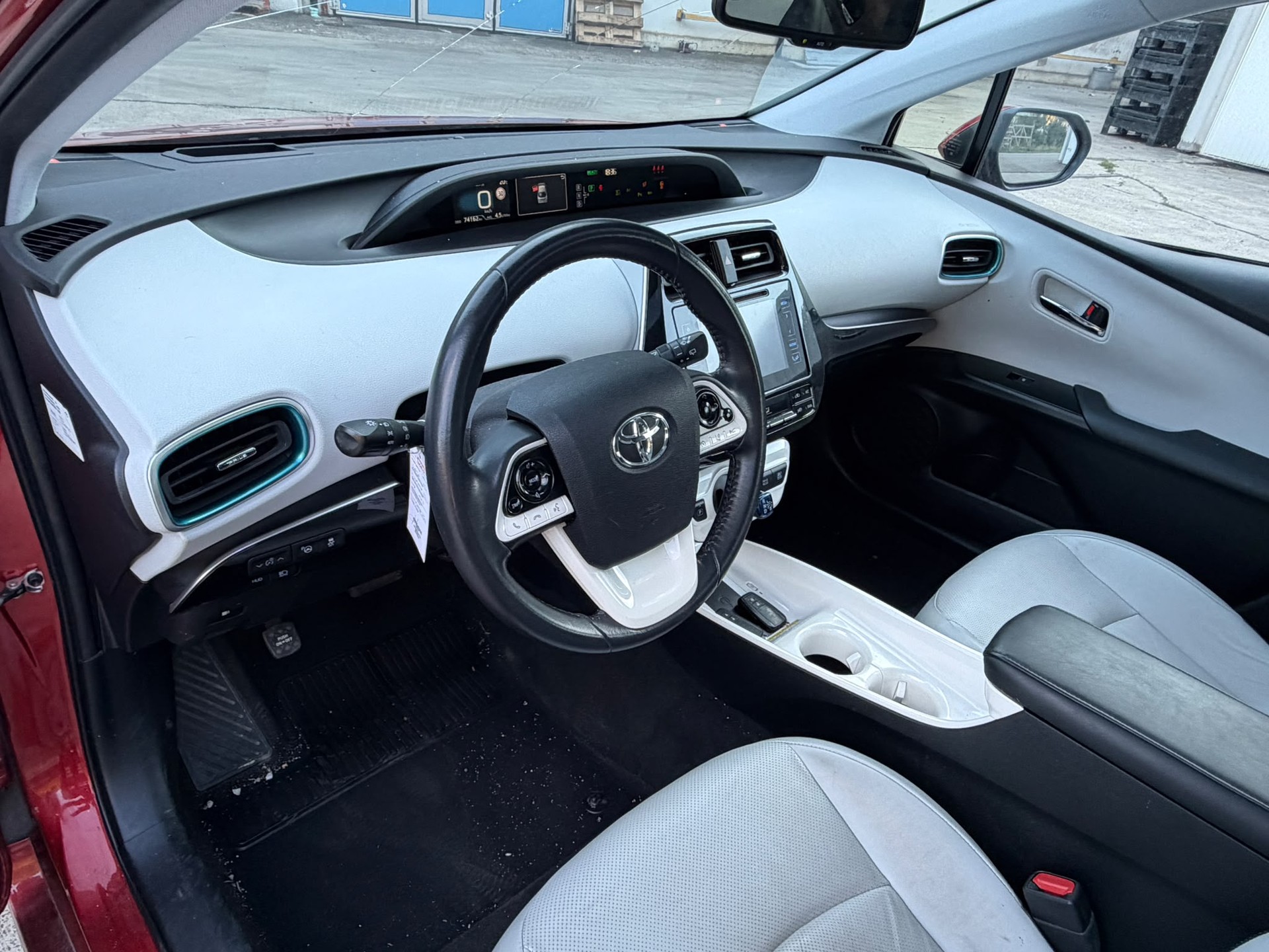 TOYOTA Prius 1.8 VVT-i HSD Sol-image-6