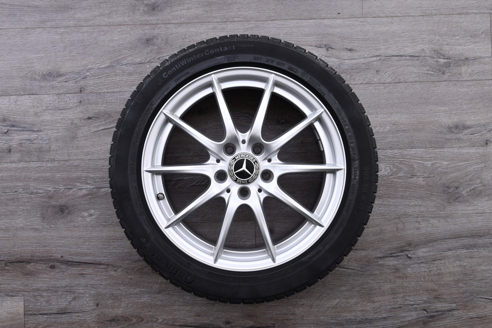 MERCEDES-BENZ CLA Shooting Brake 180 d Edition 7G-DCT-image-22