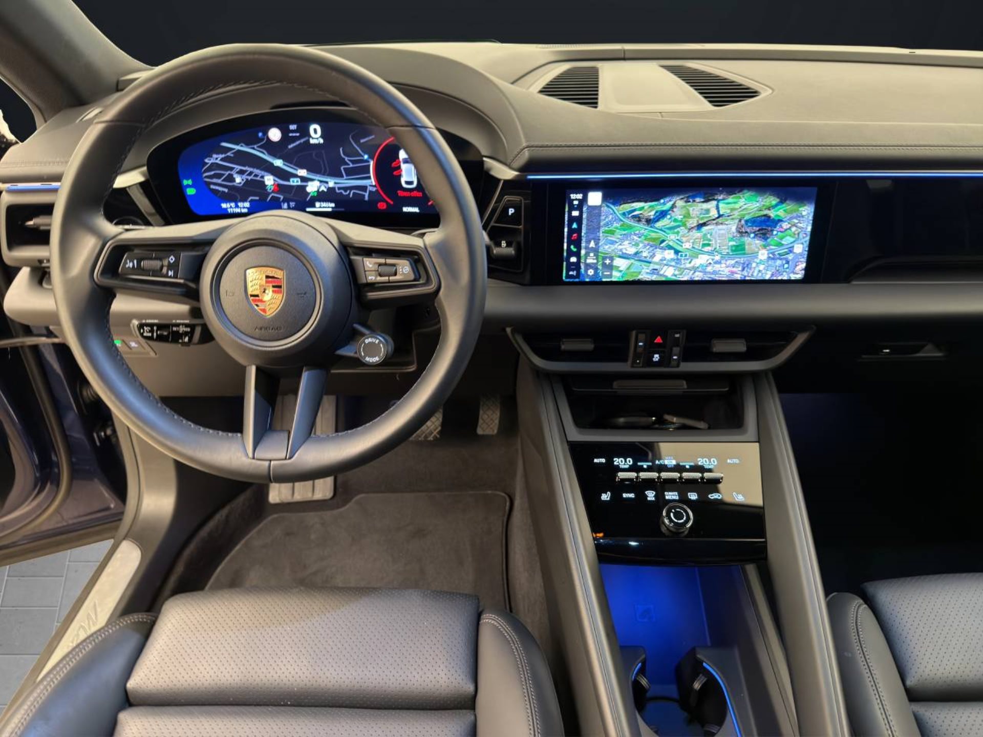 PORSCHE Macan 4-image-20