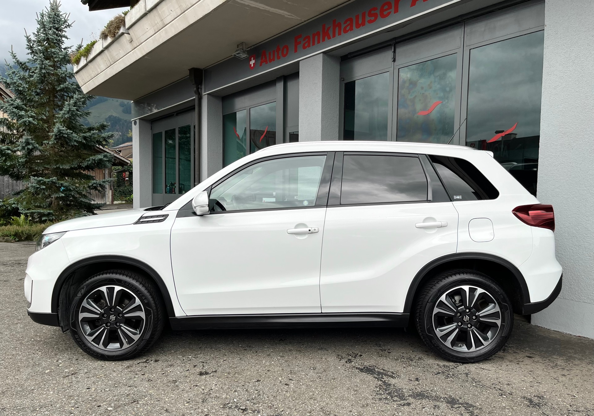 SUZUKI Vitara 1.4 Boosterjet Compact Top-image-3