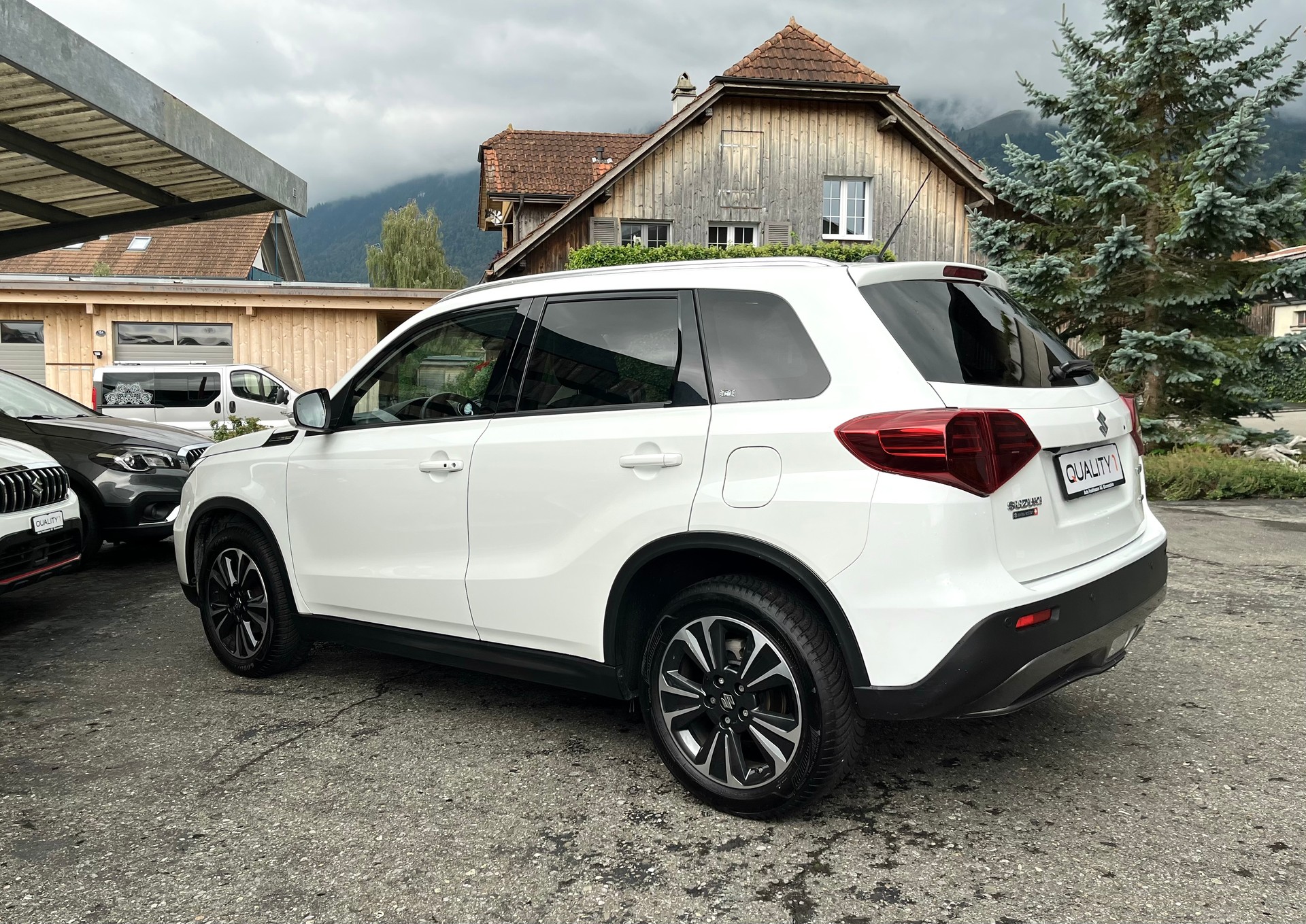 SUZUKI Vitara 1.4 Boosterjet Compact Top-image-4