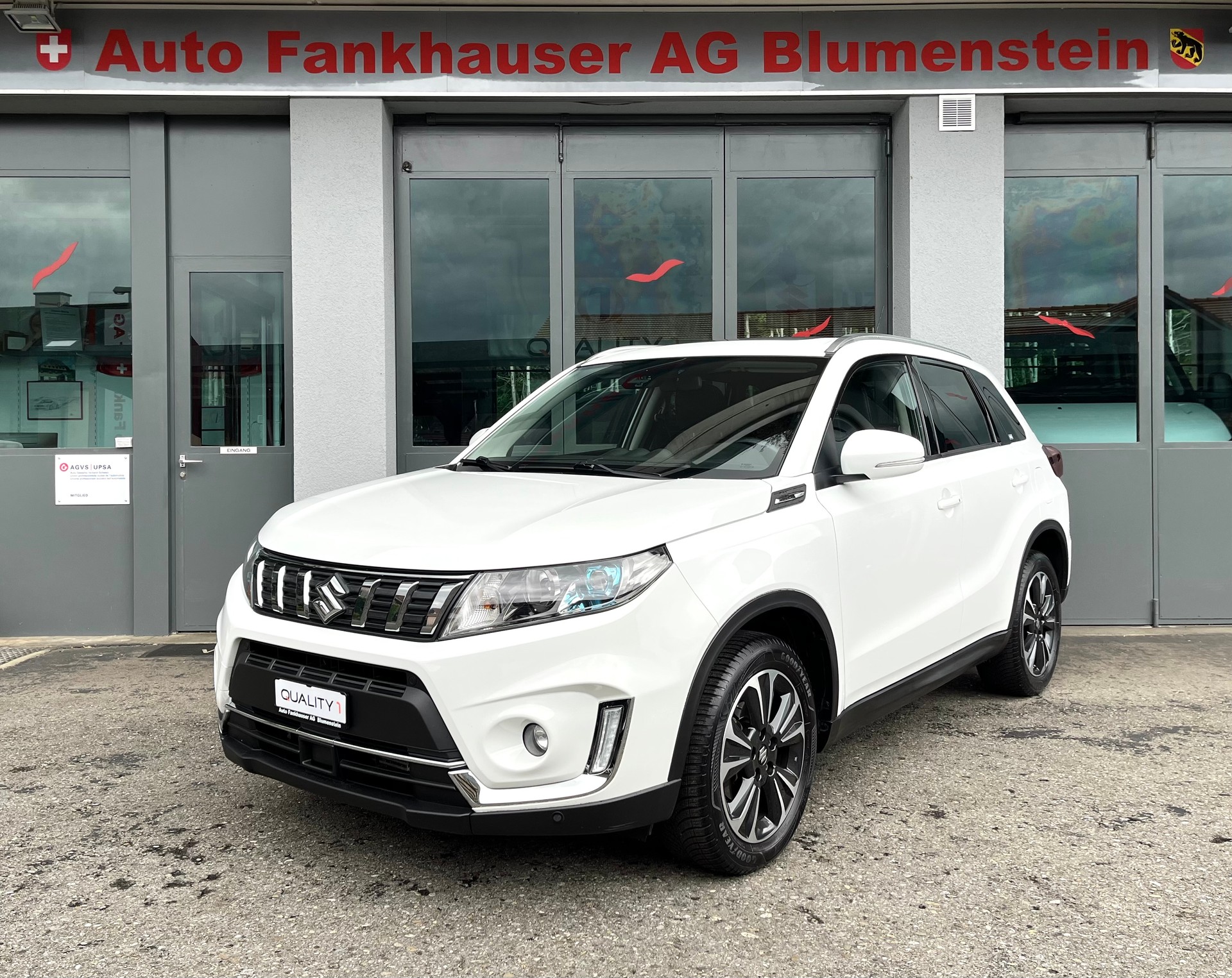 SUZUKI Vitara 1.4 Boosterjet Compact Top-image-0