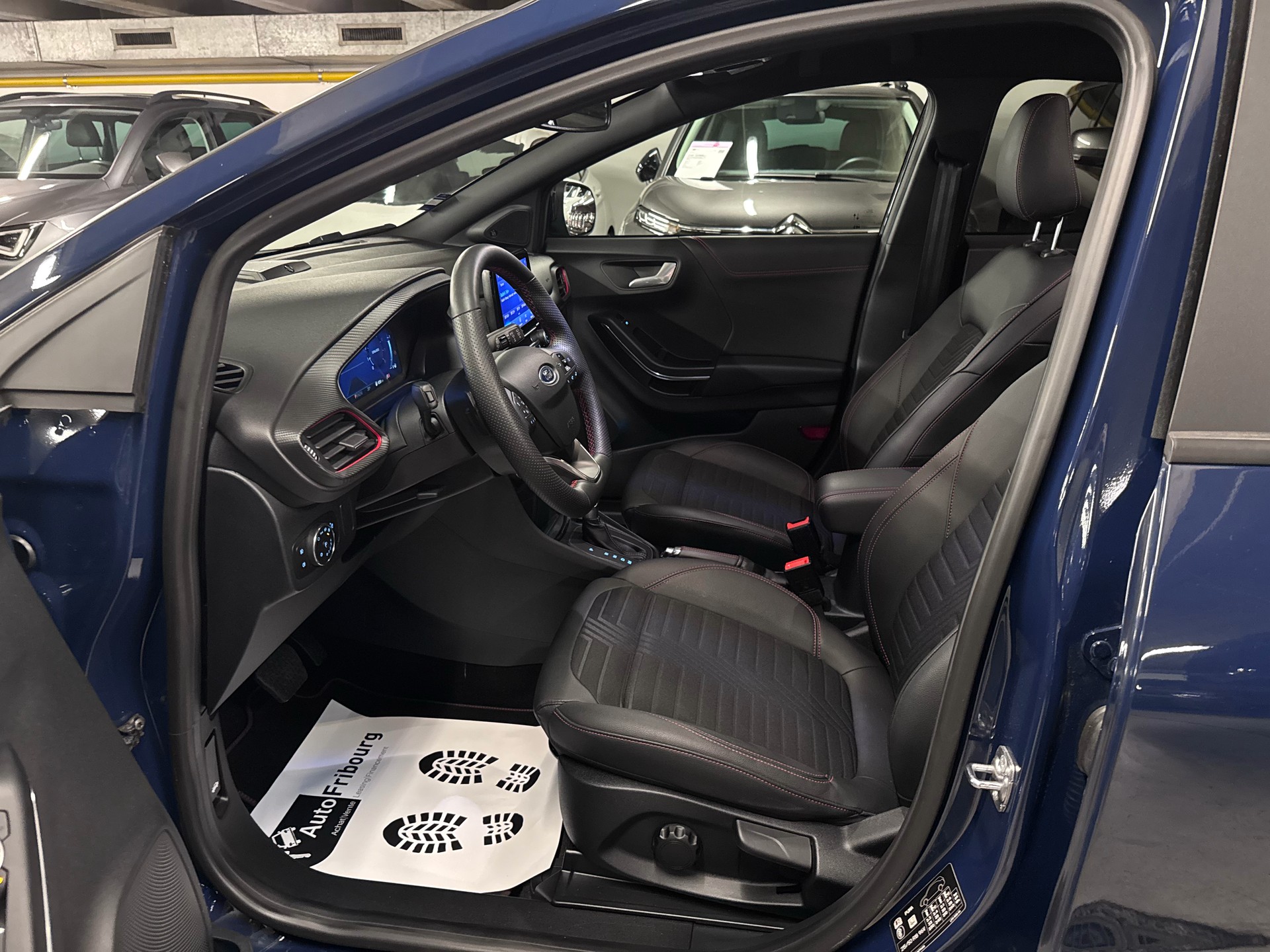 FORD Puma 1.0 MHEV ST-Line X Automat-showroom-element-3