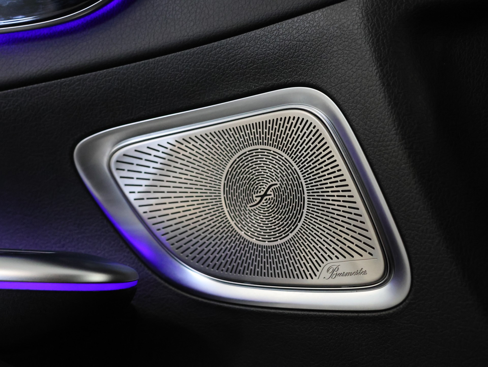 MERCEDES-BENZ C 300 T 4Matic AMG Line-image-30