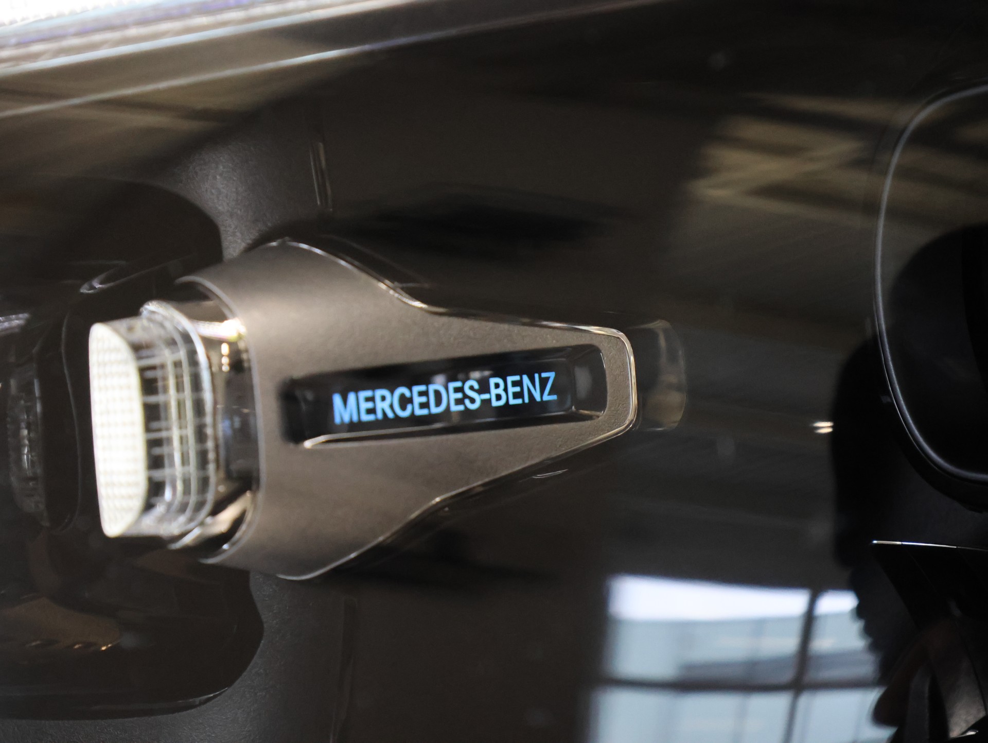 MERCEDES-BENZ C 300 T 4Matic AMG Line-image-10
