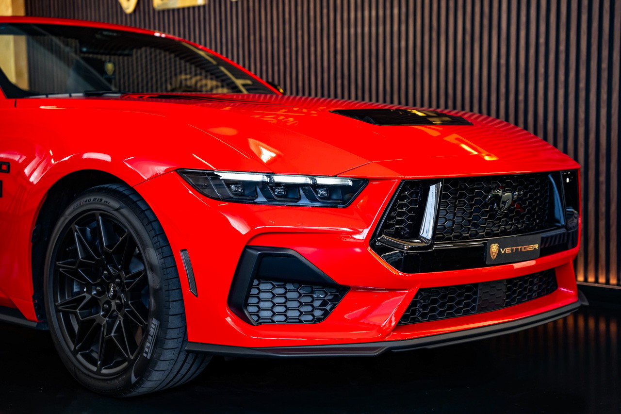 FORD Mustang Convertible 5.0 V8 GT-image-10
