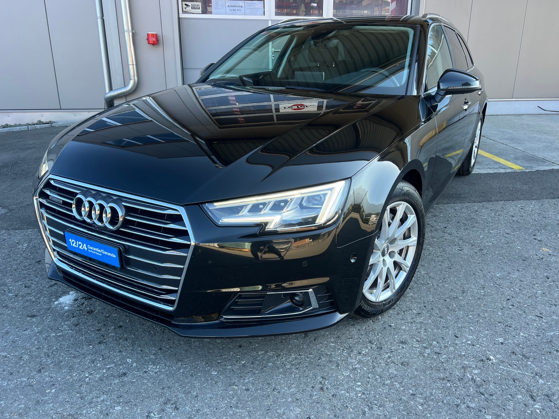 AUDI A4 Avant 2.0 TDI quattro S-tronic-image-1