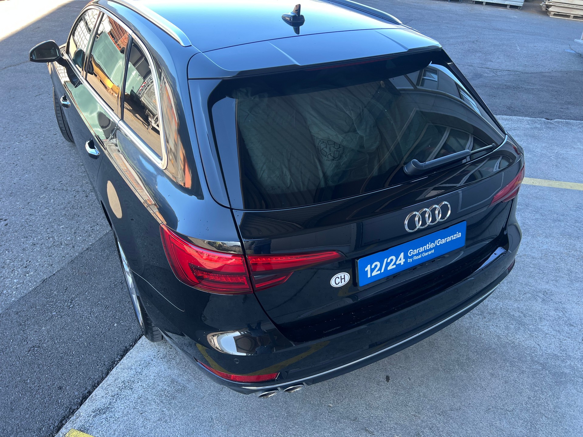 AUDI A4 Avant 2.0 TDI quattro S-tronic-image-3