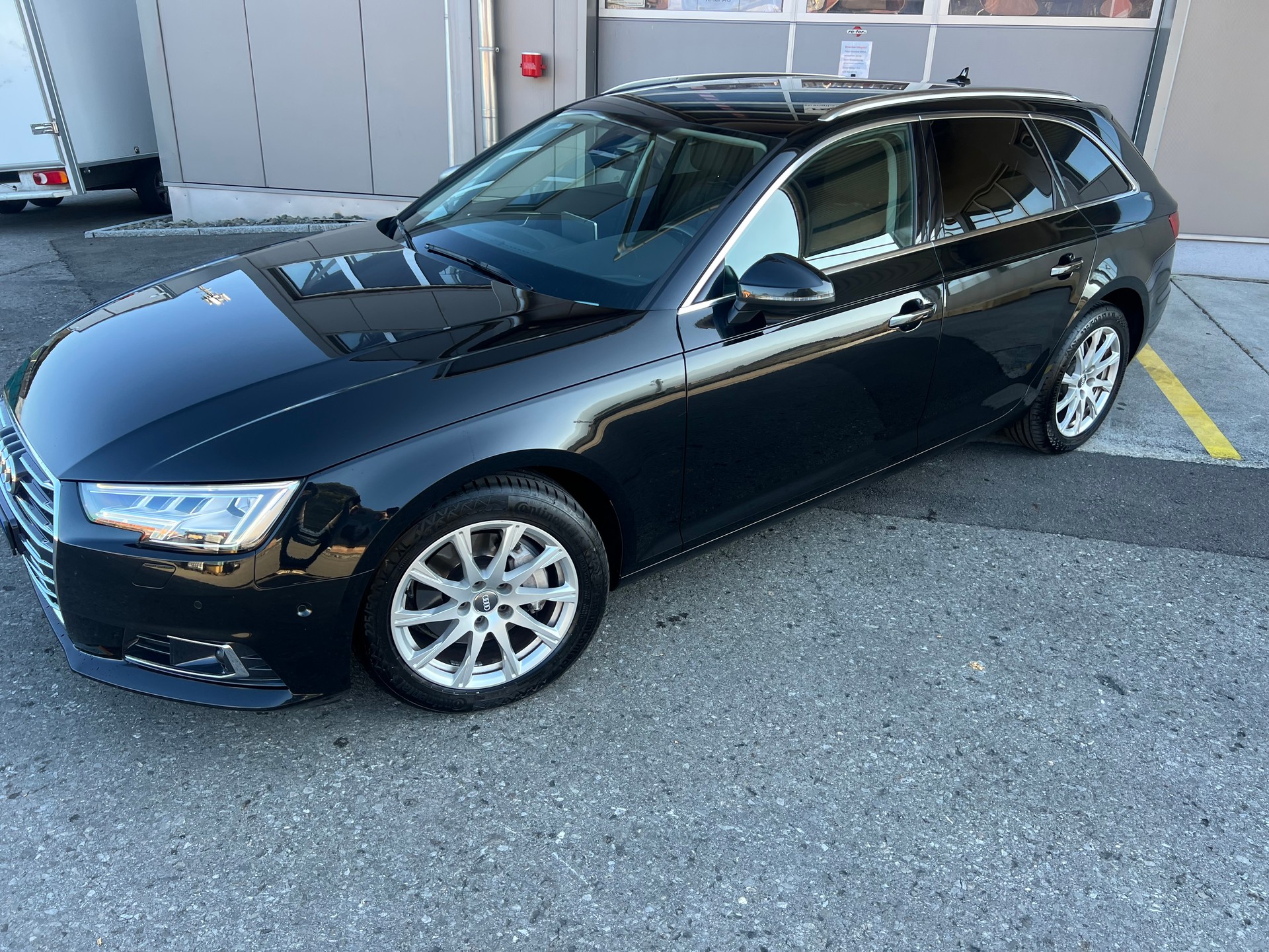 AUDI A4 Avant 2.0 TDI quattro S-tronic-image-6