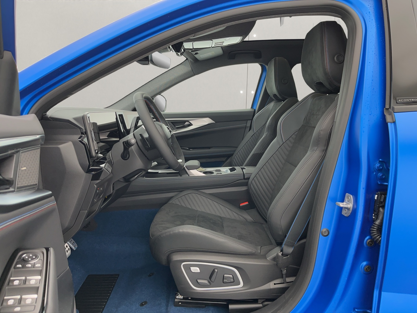 RENAULT Rafale 1.2 E-Tech Plug-in Atelier Alpine-image-7