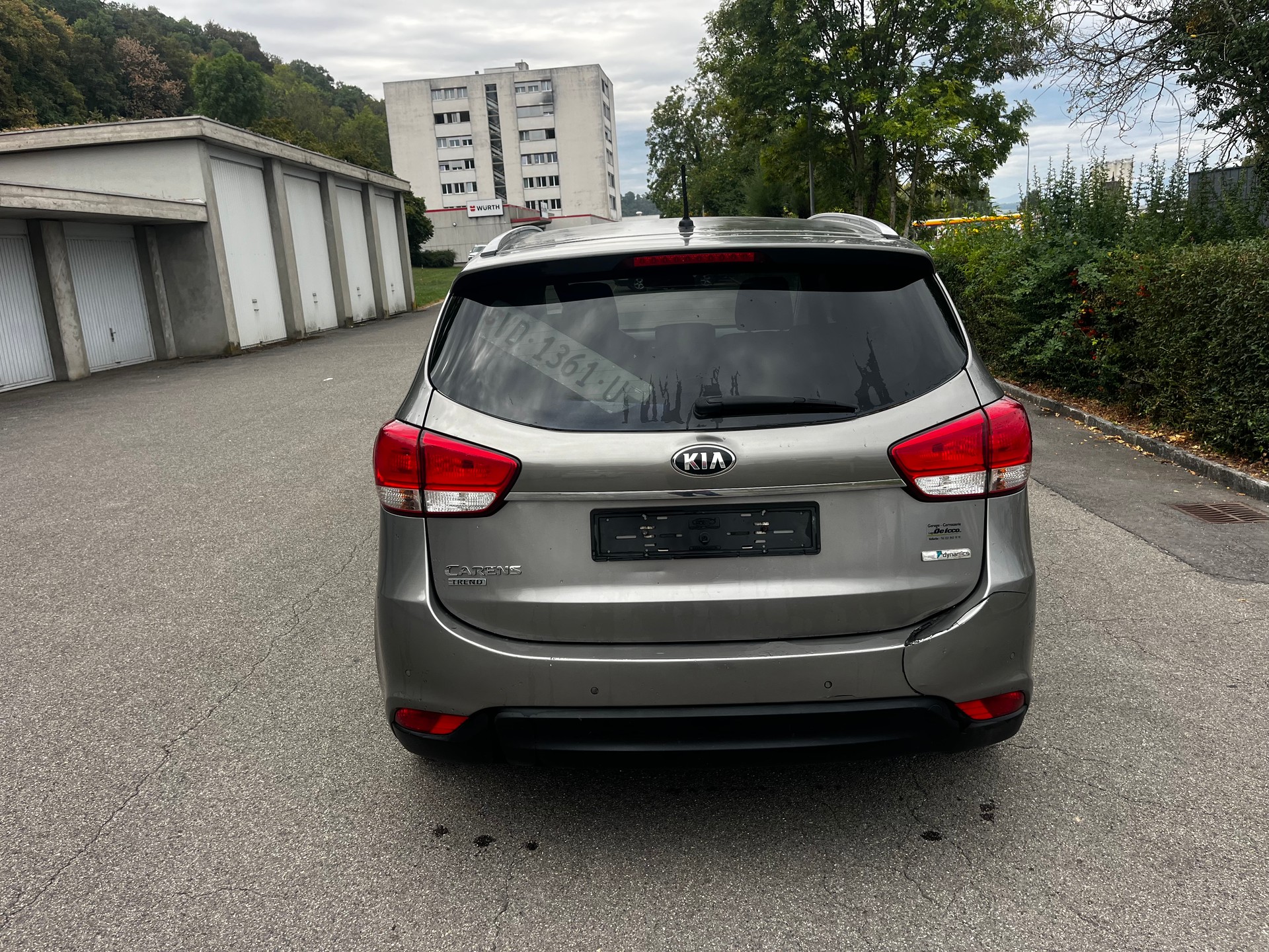 KIA Carens 1.7 CRDi Style-image-7