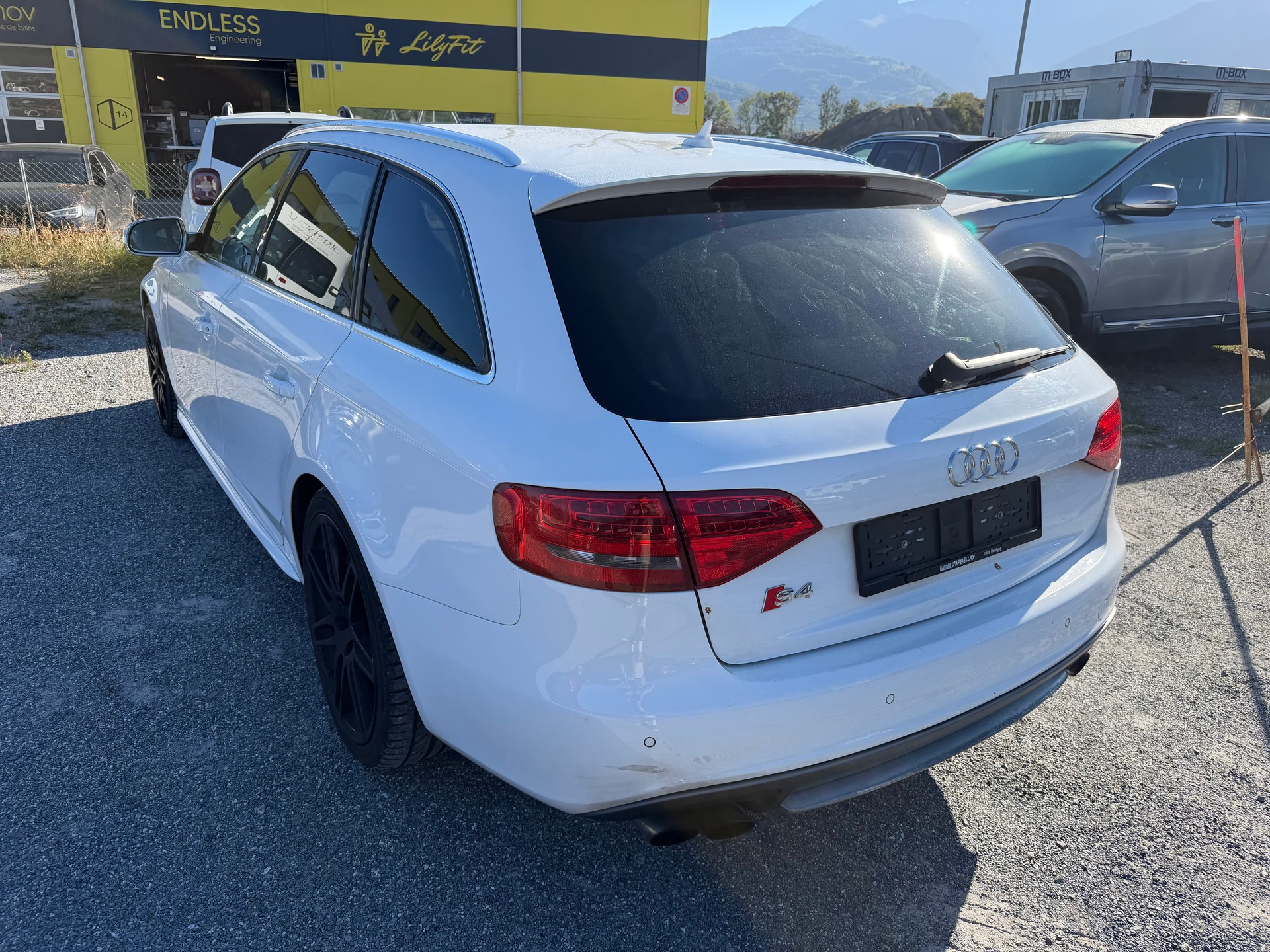 AUDI S4 Avant 3.0 TFSI quattro-image-6