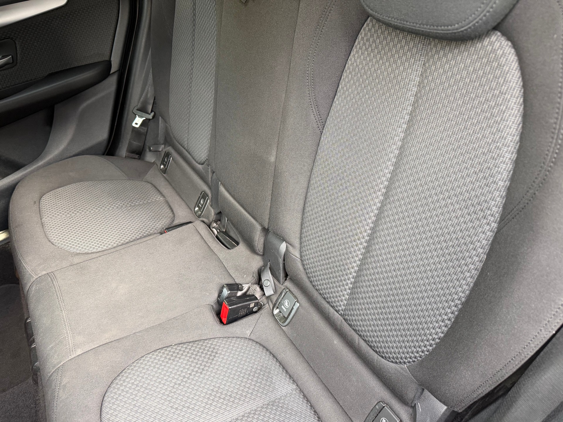 BMW 218d xDrive Active Tourer Sport Line Steptronic-image-10