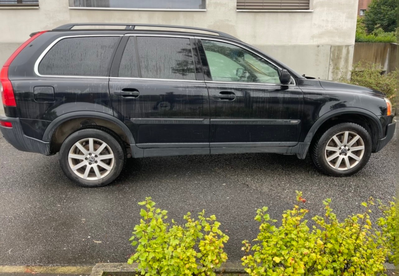 VOLVO XC90 2.5T AWD Executive Geartronic-image-6