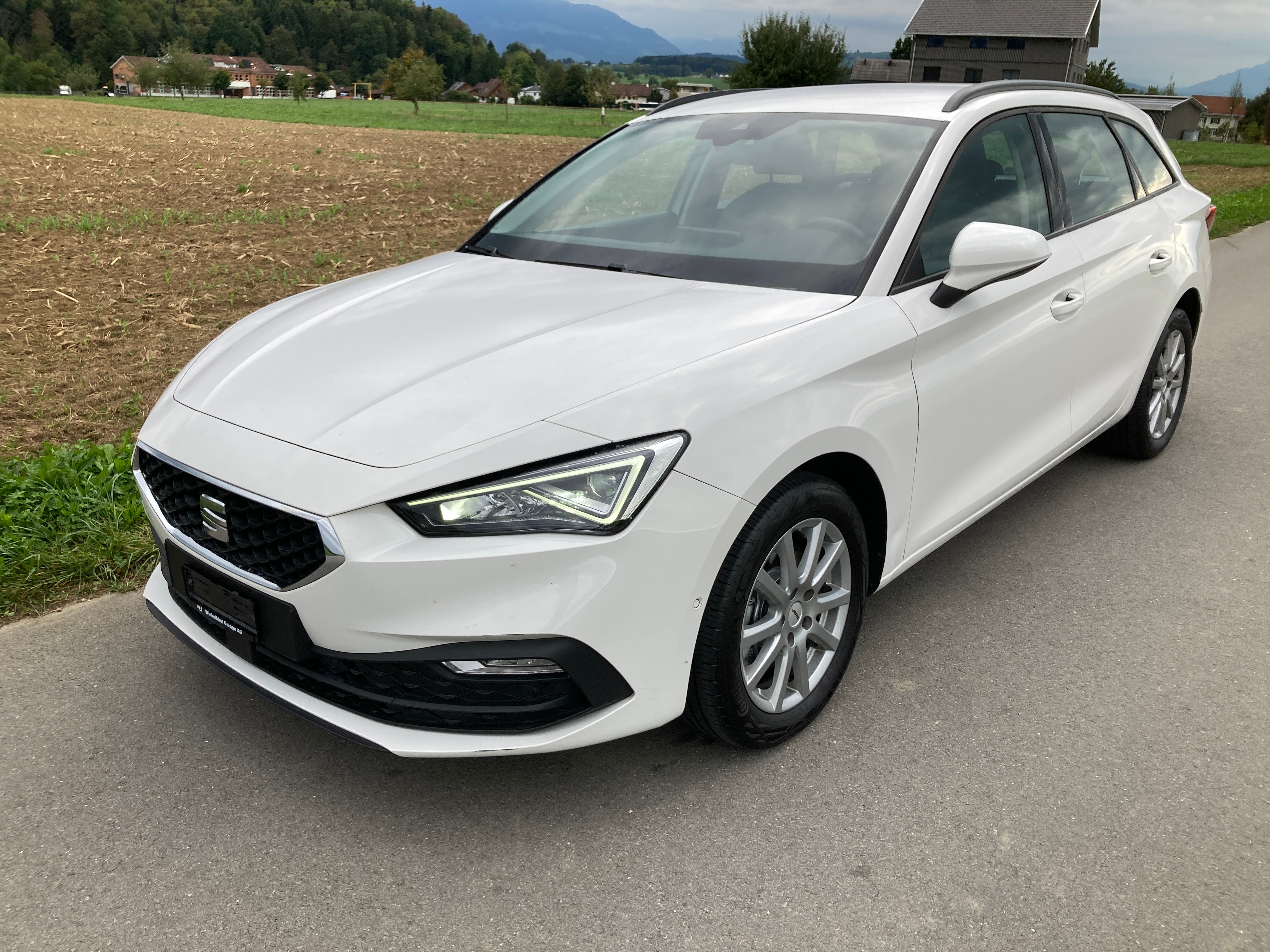 Car photo