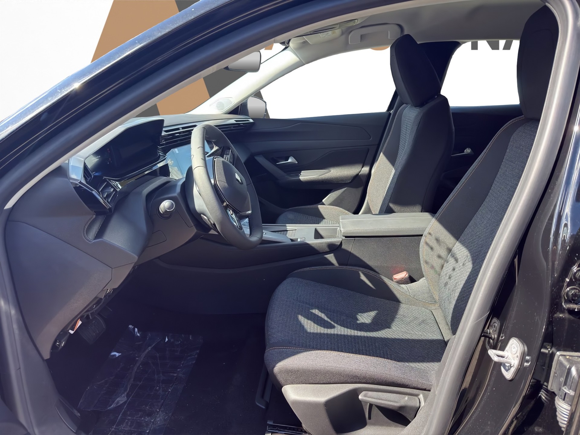PEUGEOT 308 SW 1.2 Hybrid Style-image-3