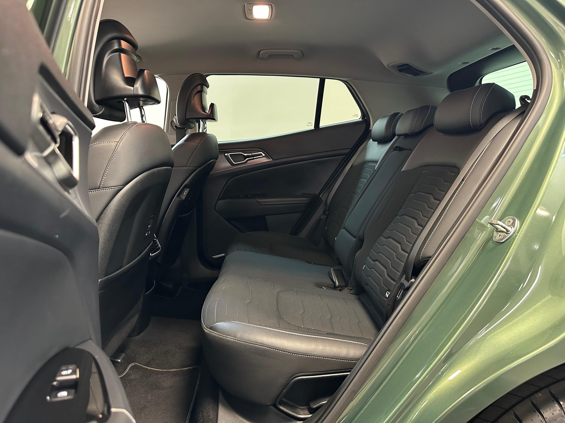 KIA Sportage 1.6 T-GDi Style-image-9