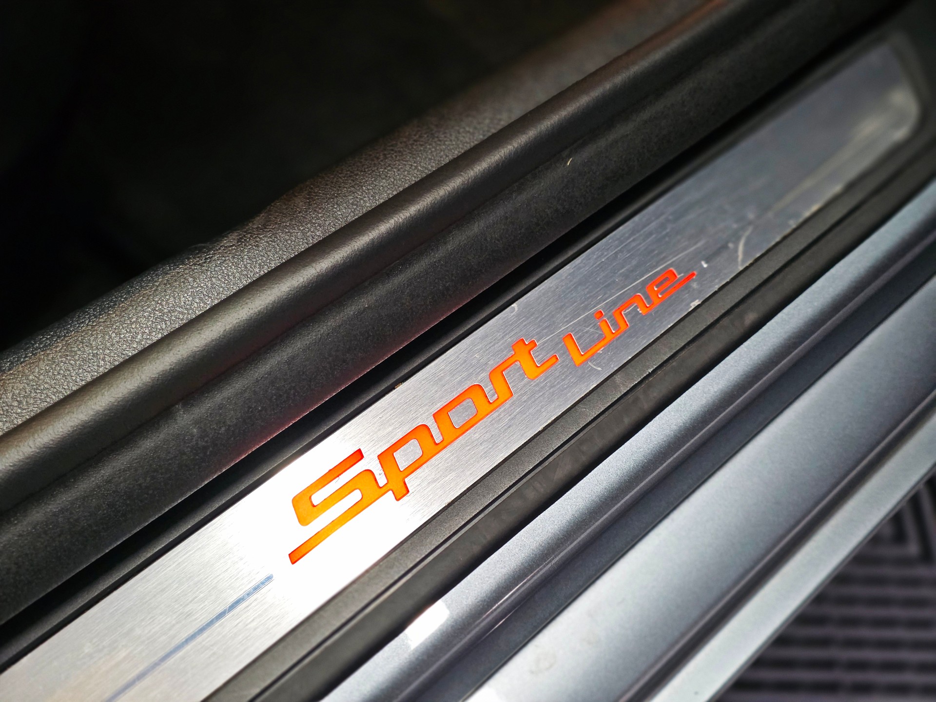BMW 530d xDrive Touring Sport Line Steptronic-image-25
