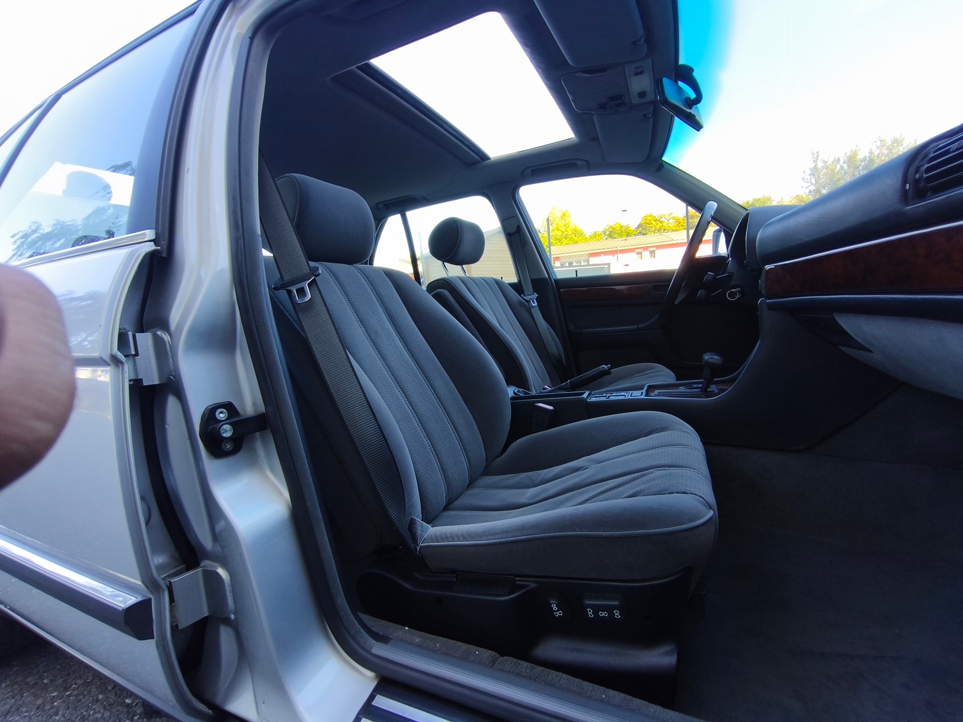 BMW 750i V12 1ère main-image-6