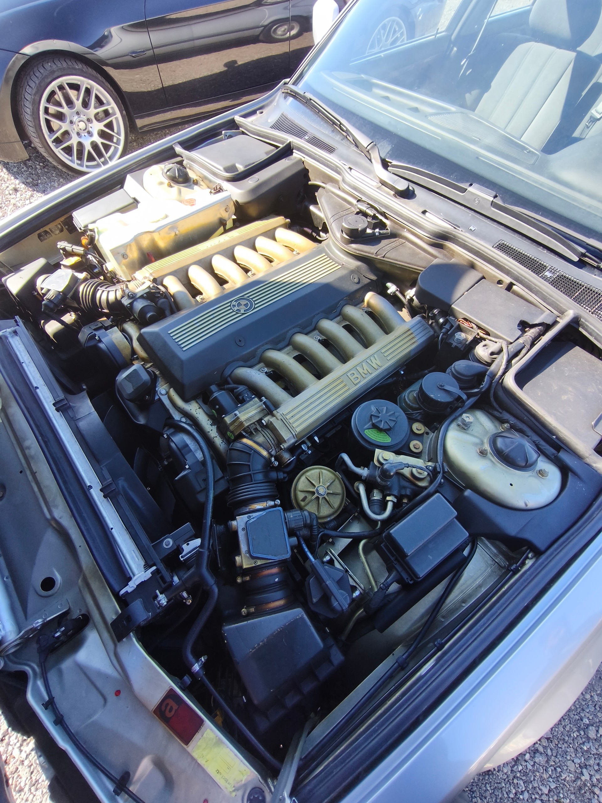 BMW 750i V12 1ère main-image-10