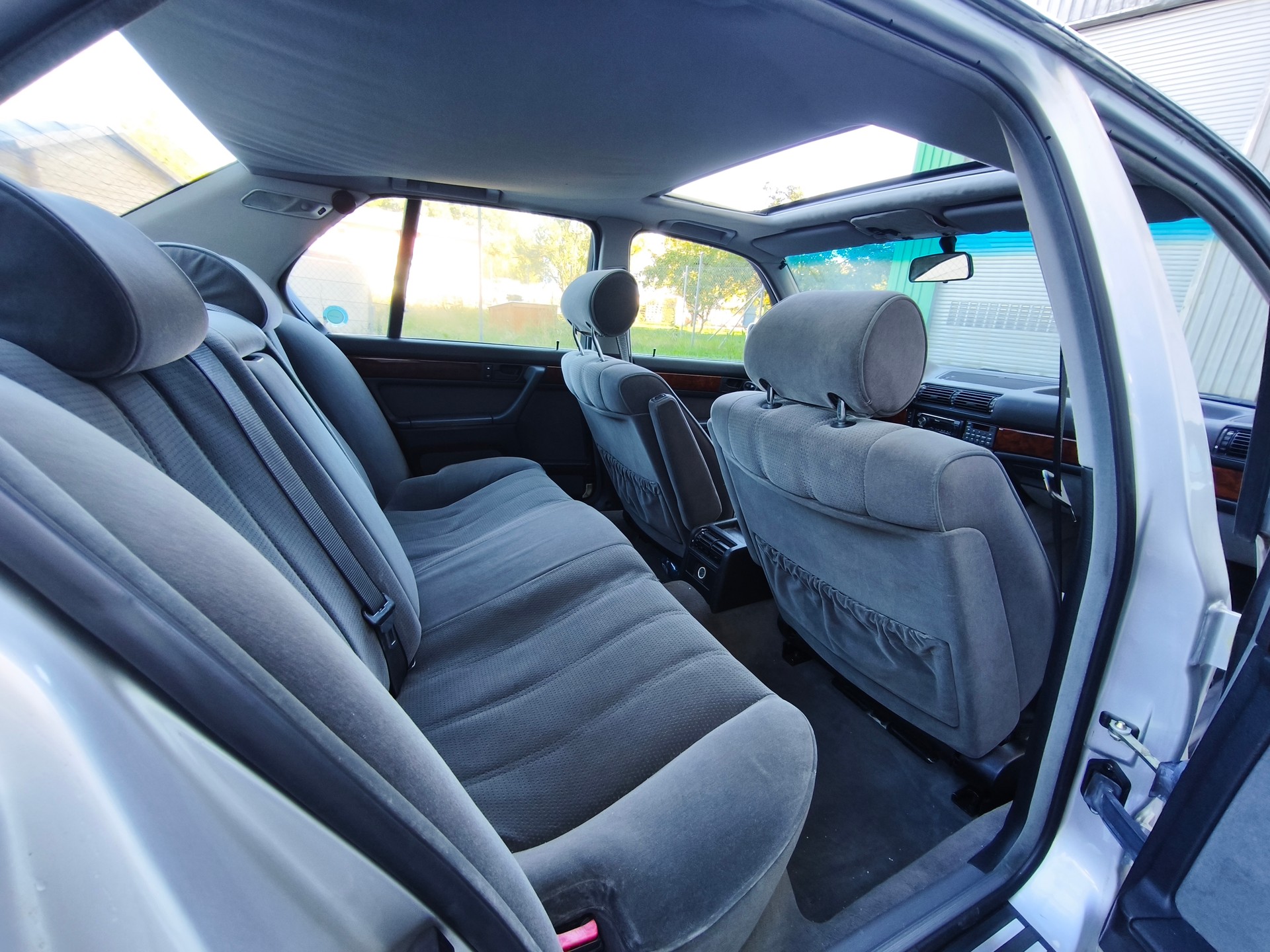 BMW 750i V12 1ère main-image-7