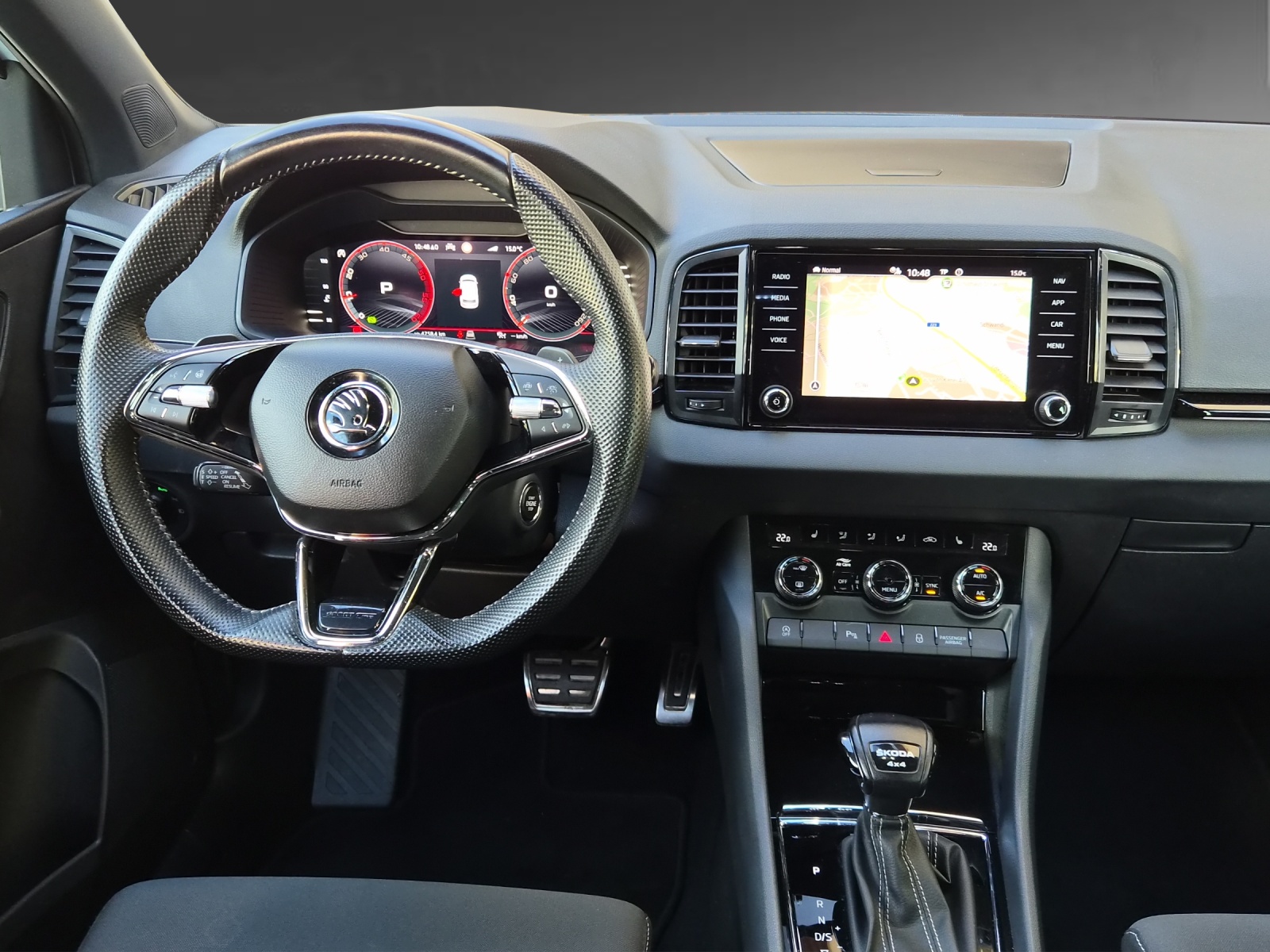 SKODA Karoq 2.0 TDI CR Sport Line 4x4 DSG-image-7