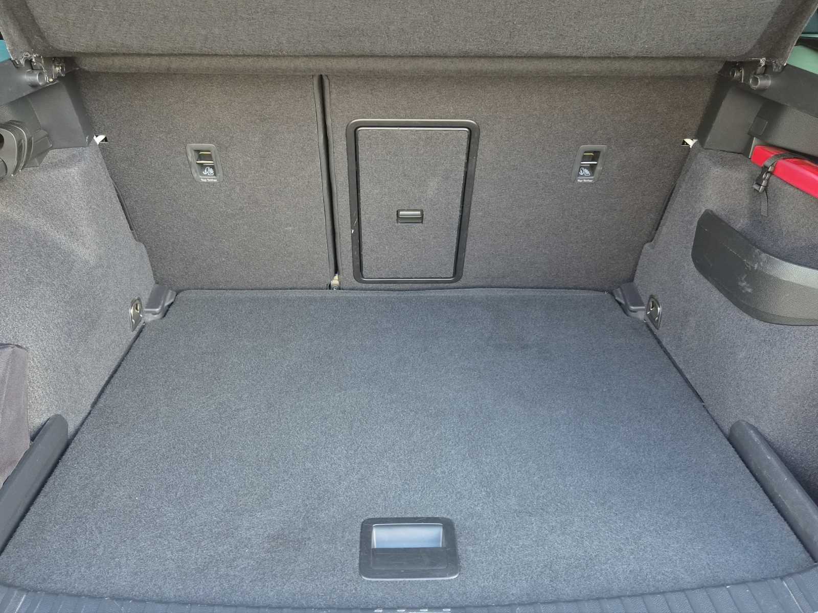 SKODA Karoq 2.0 TDI CR Sport Line 4x4 DSG-image-9