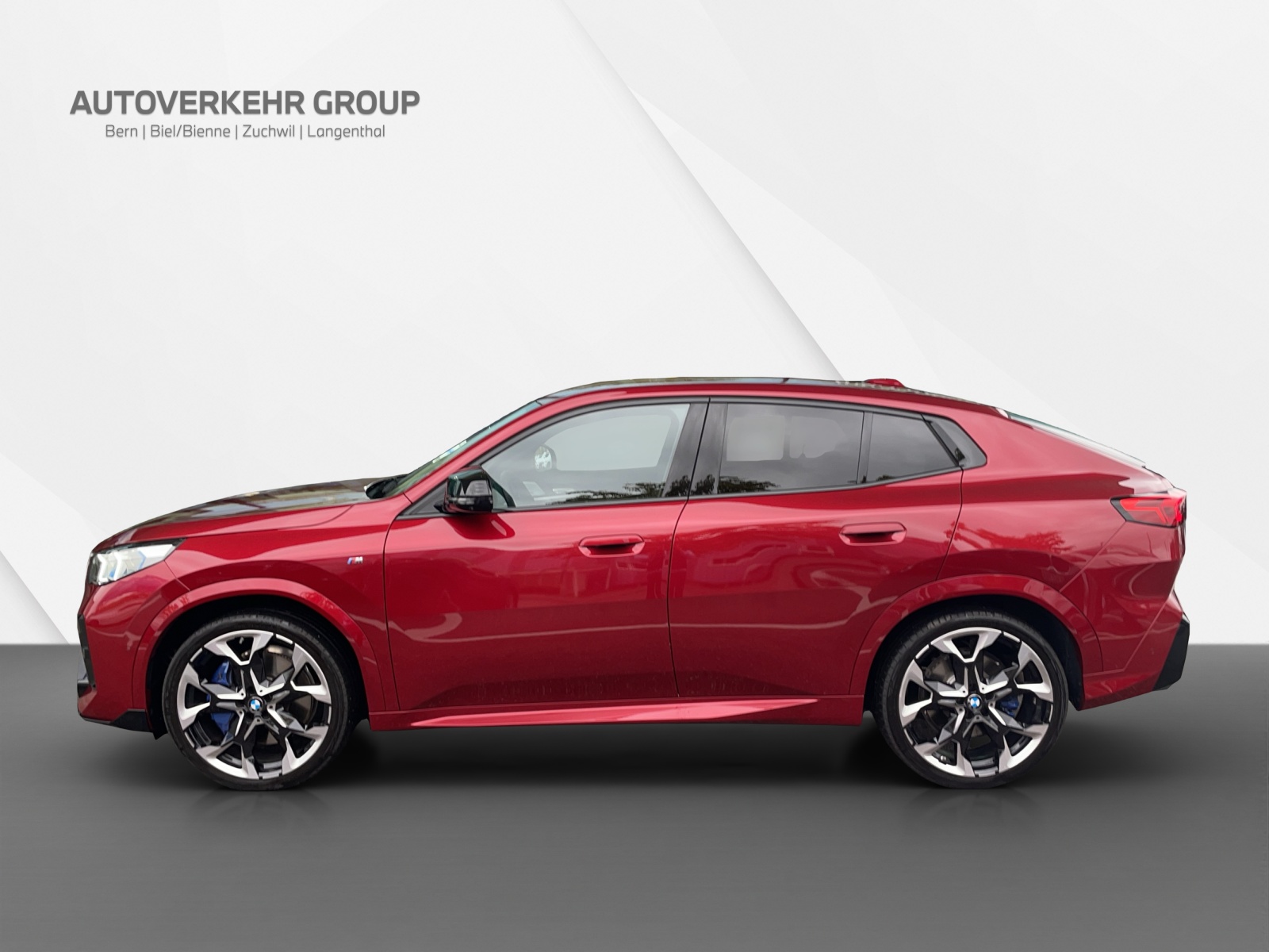 BMW X2 xDrive M35i-showroom-element-2