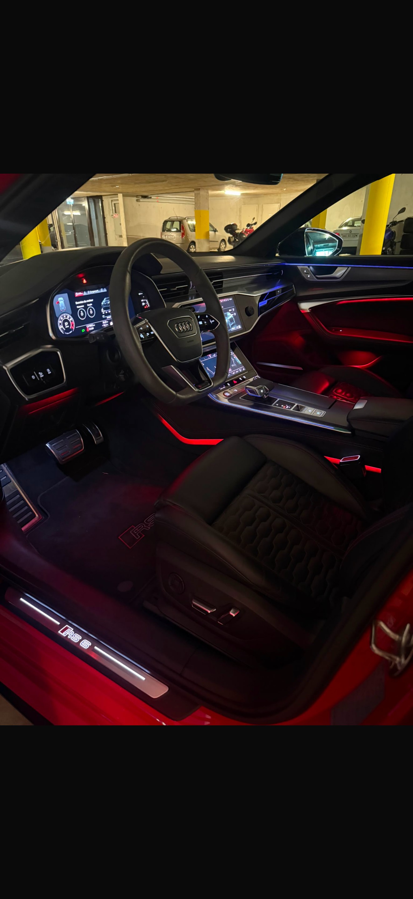 AUDI 4.0 V8 TFSI quattro T-Tronic-image-5