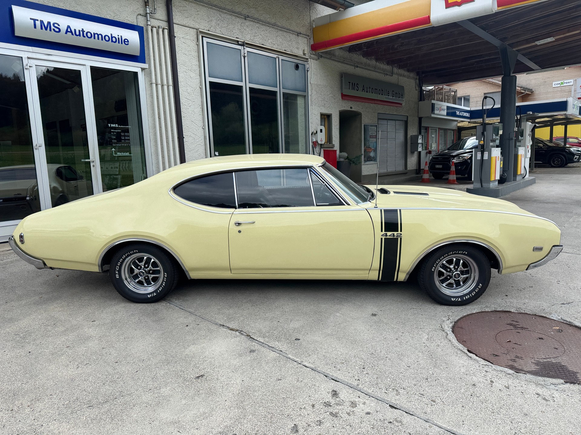 OLDSMOBILE 442-image-2