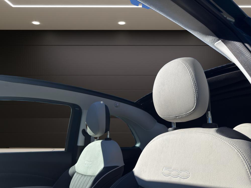 FIAT 500 Cabrio La Prima-image-12