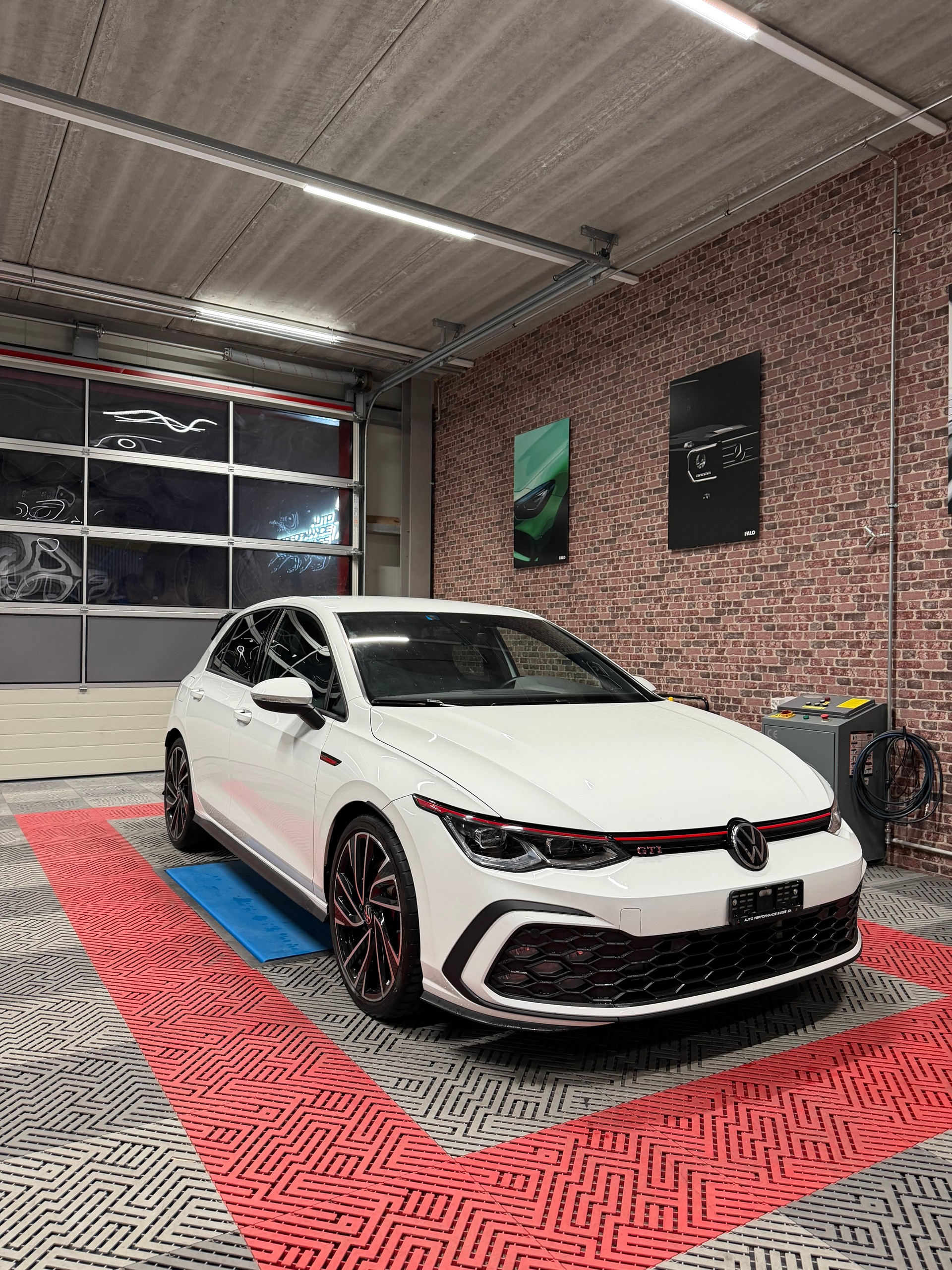 VW Golf 2.0 TSI GTI DSG-image-3