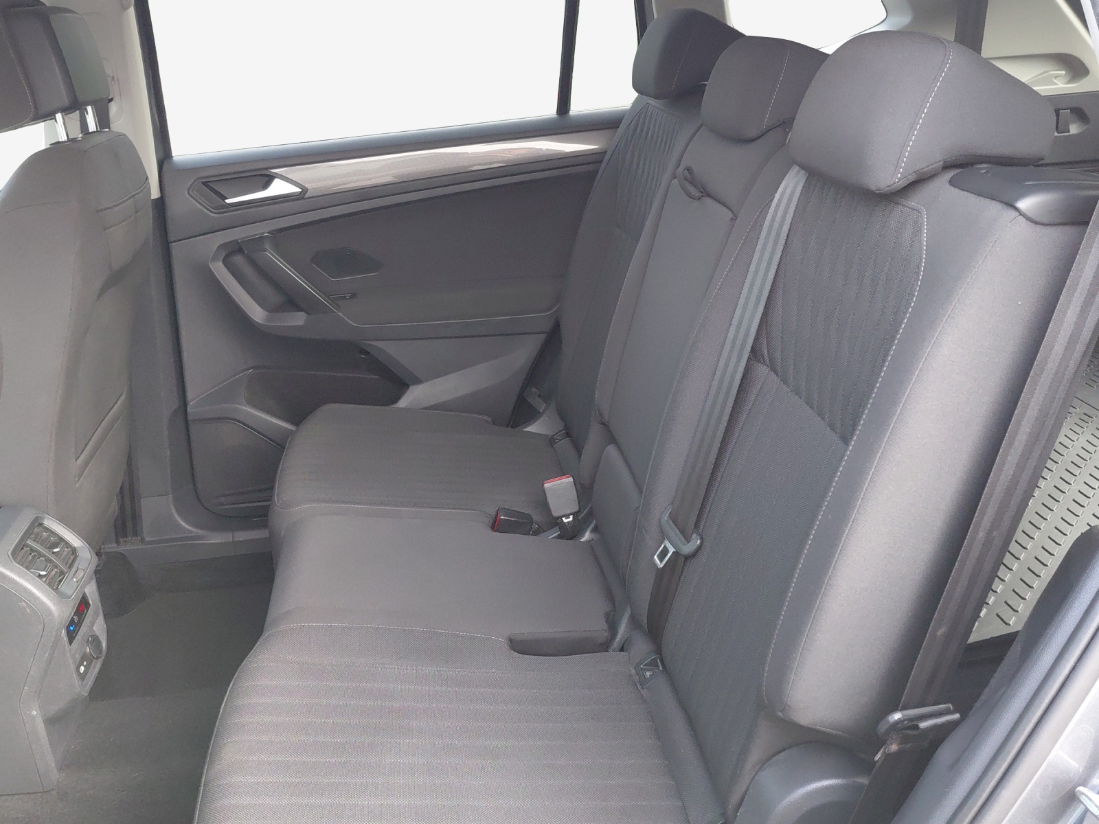 VW Tiguan Allspace 1.5 TSI Life DSG-image-11
