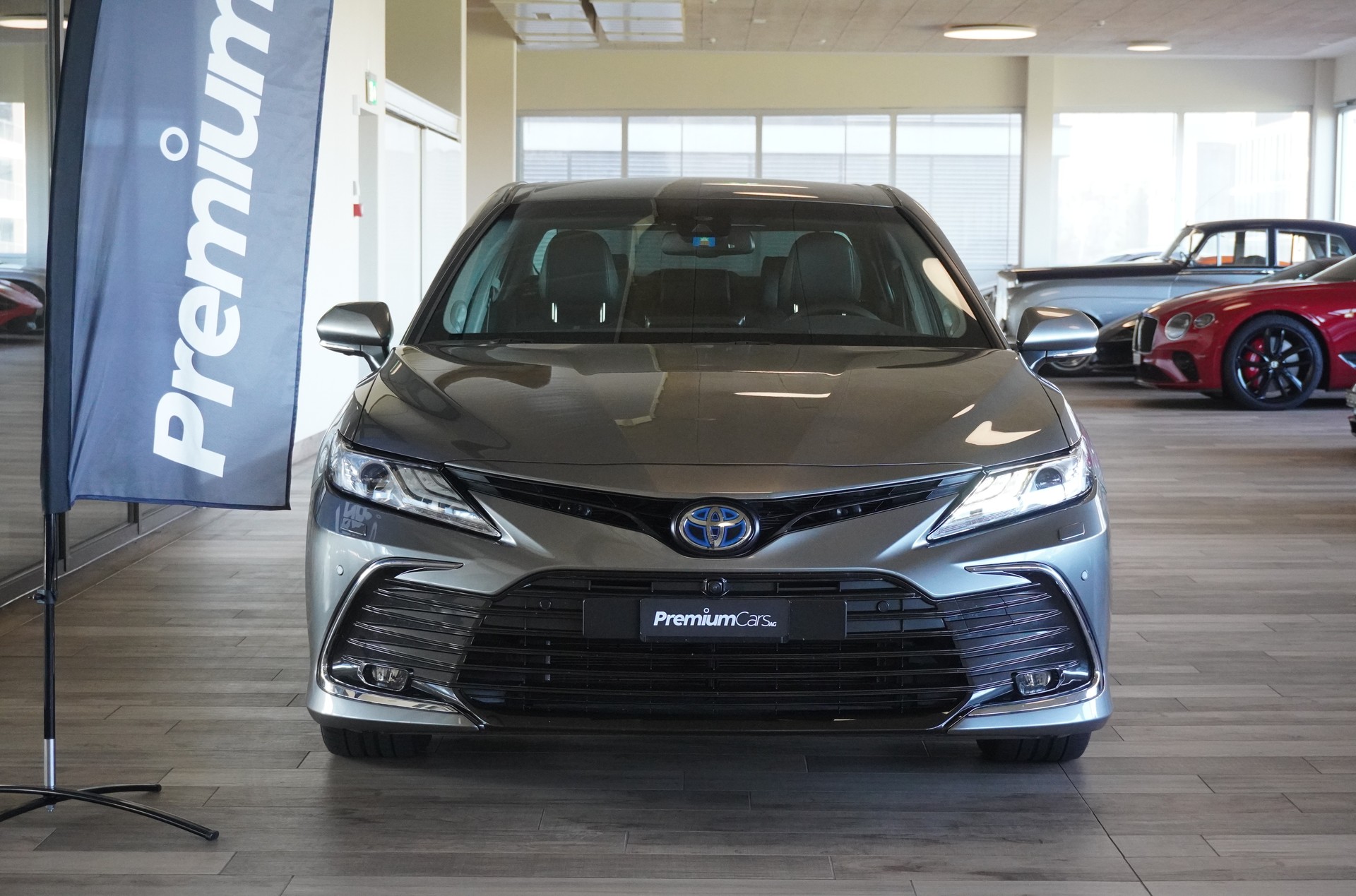 TOYOTA Camry 2.5 HSD e-CVT Premium-image-1