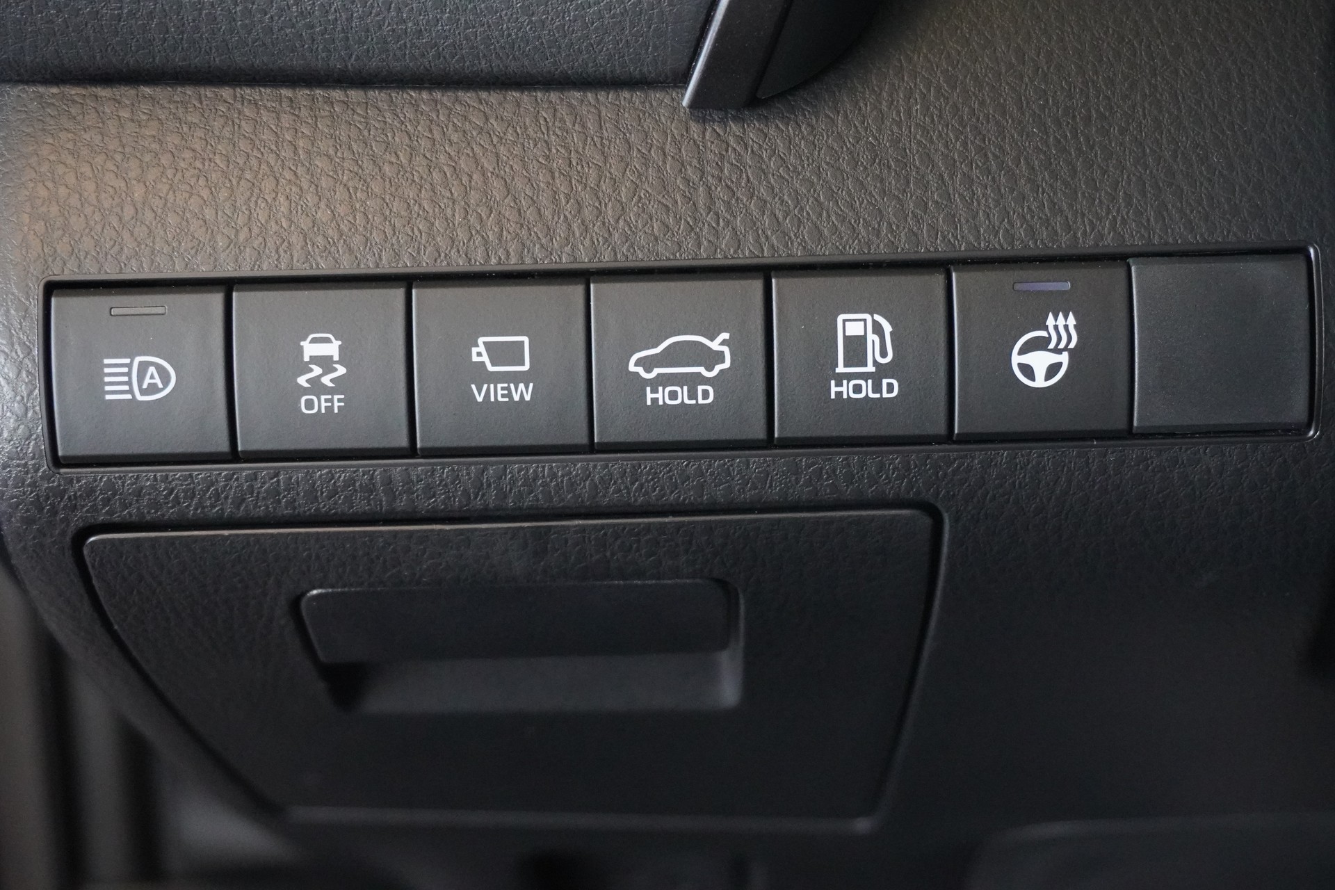 TOYOTA Camry 2.5 HSD e-CVT Premium-image-13