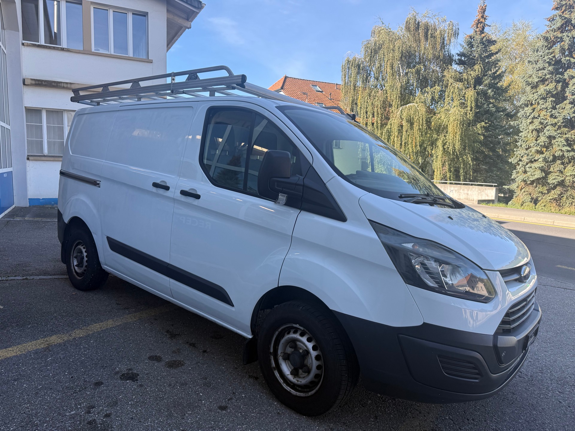 FORD Transit Custom Van 250 L1H1 Startup-image-2