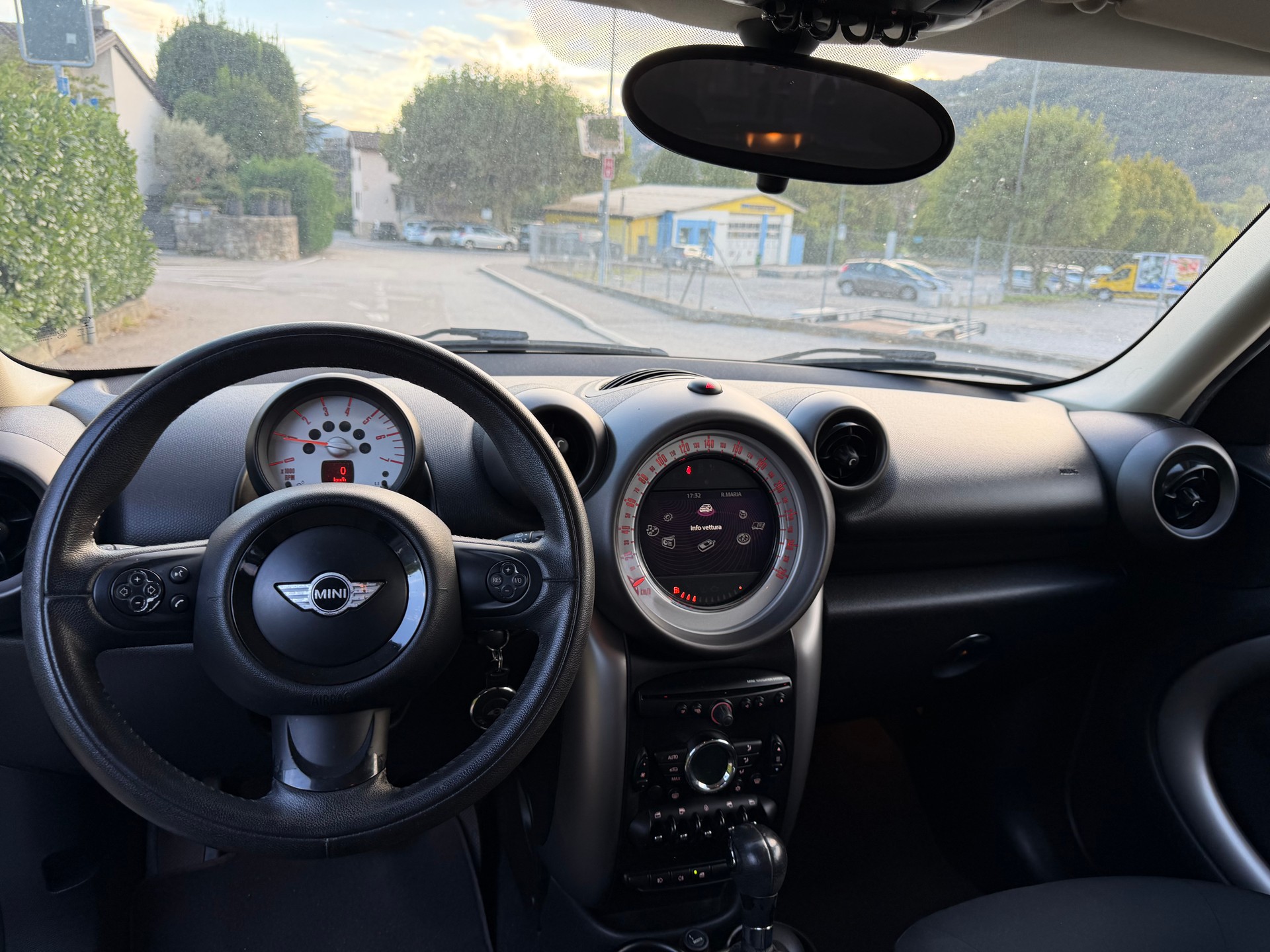 MINI Countryman Cooper D ALL4 Steptronic-image-8