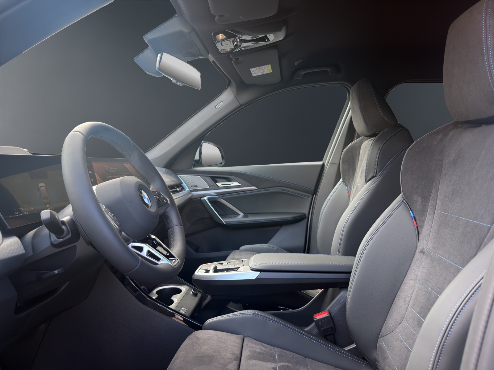 BMW X1 23i xDrive-image-10