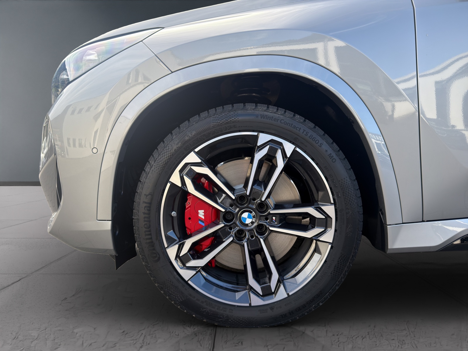 BMW X1 23i xDrive-image-8