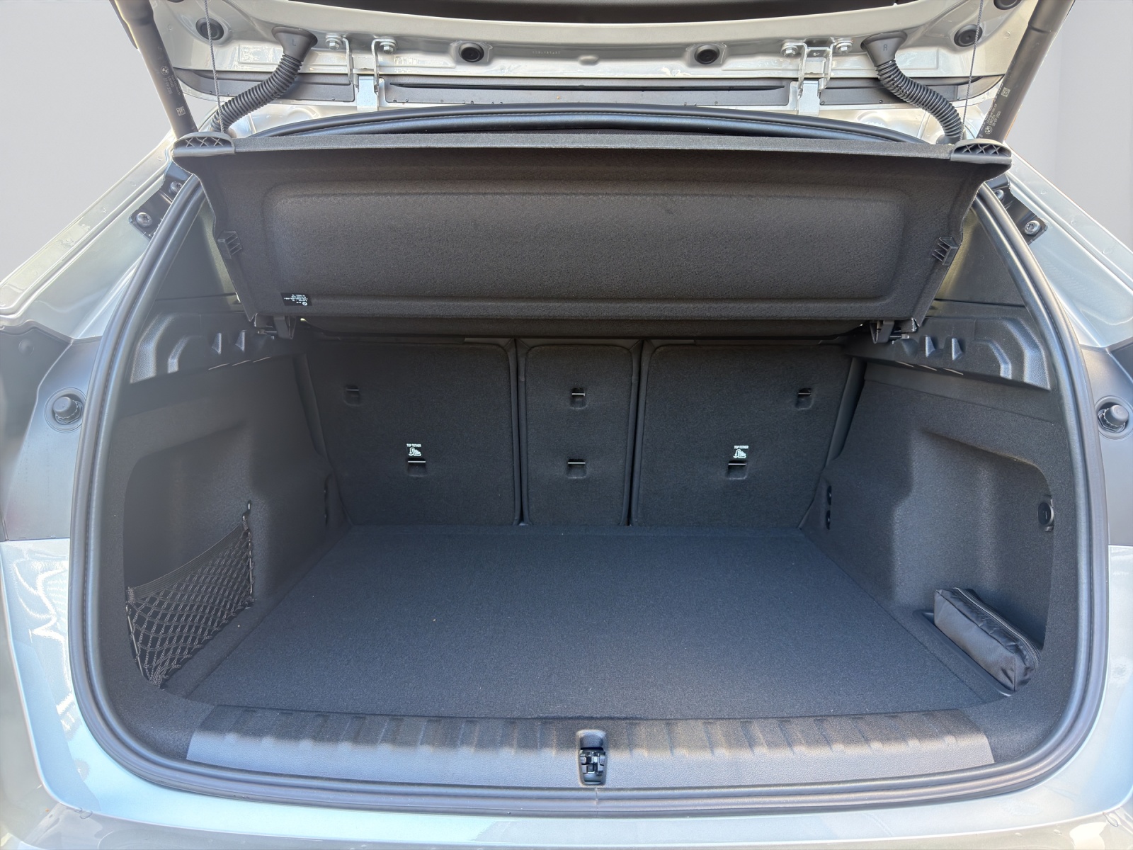 BMW X1 23i xDrive-image-12