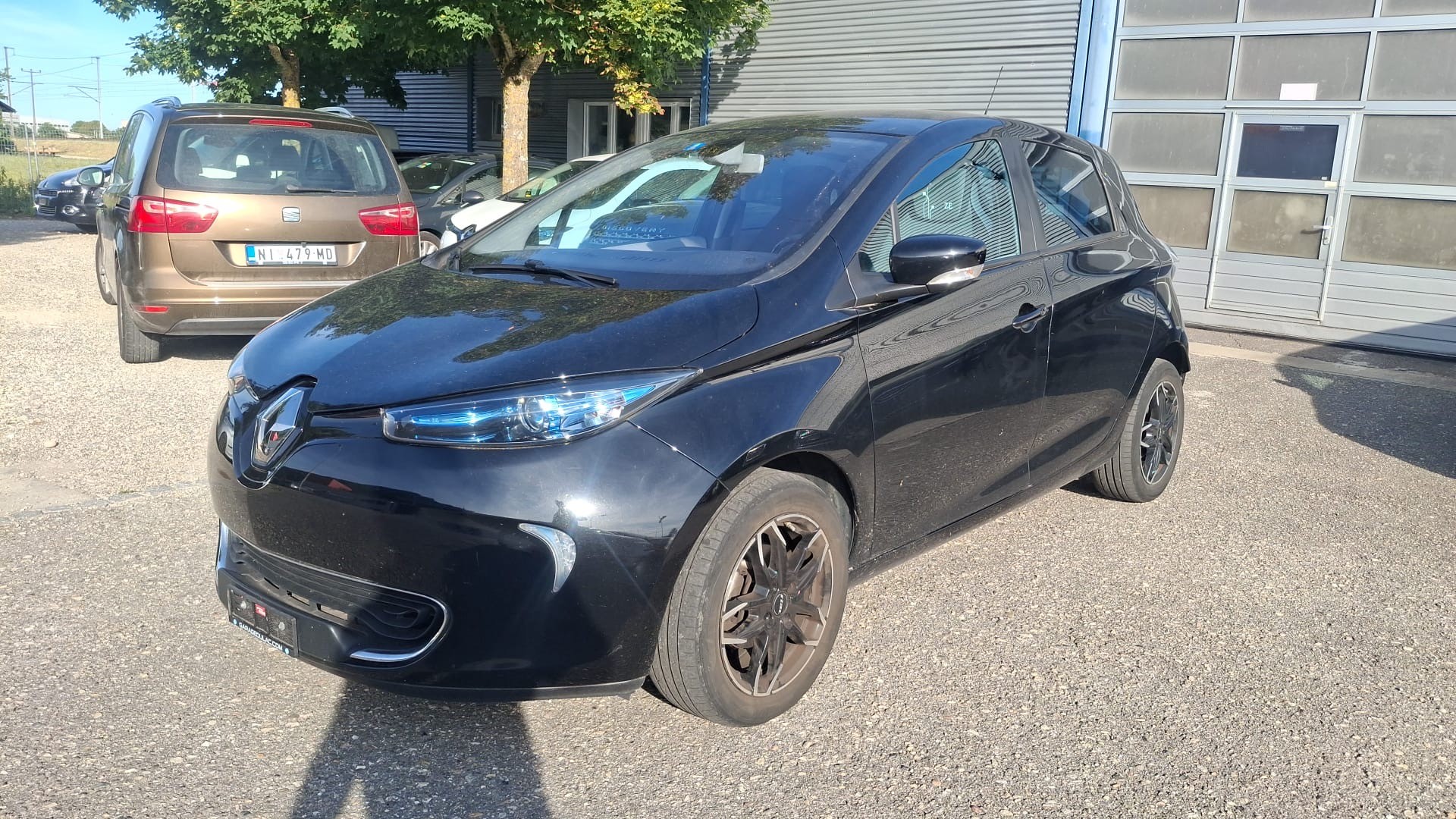 Car photo