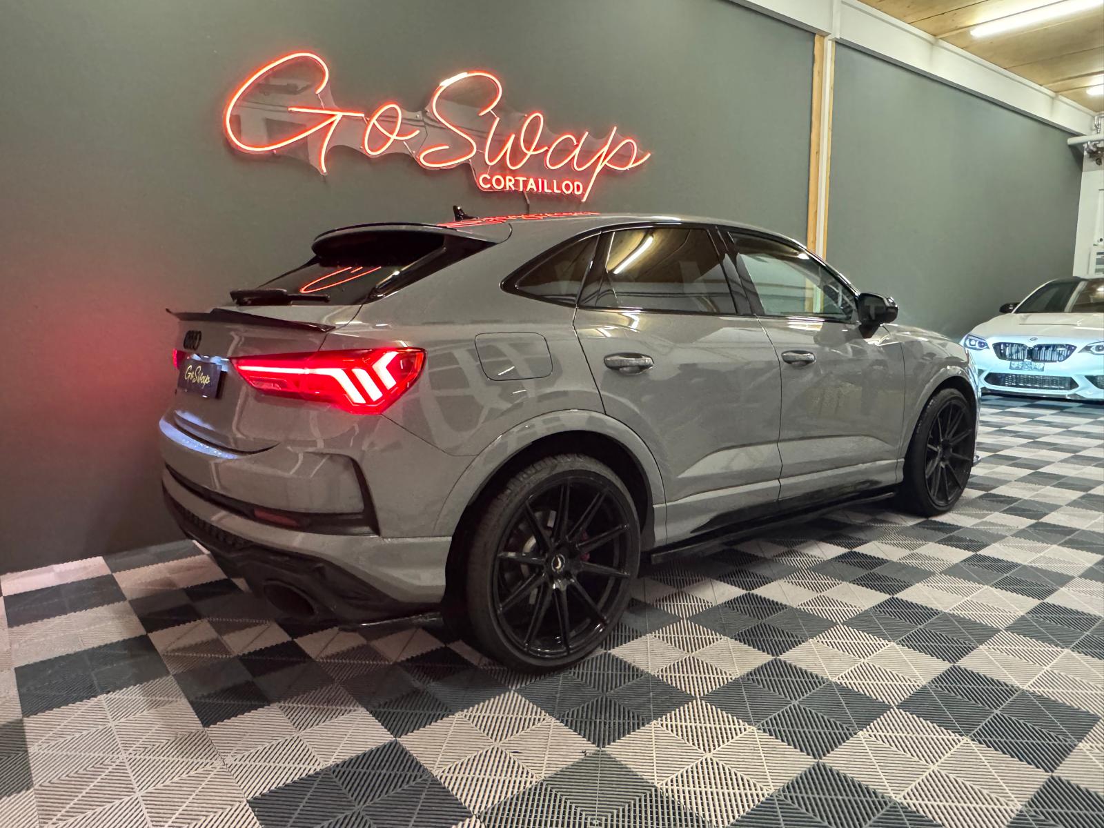 AUDI RS Q3 Sportback quattro S tronic-image-5