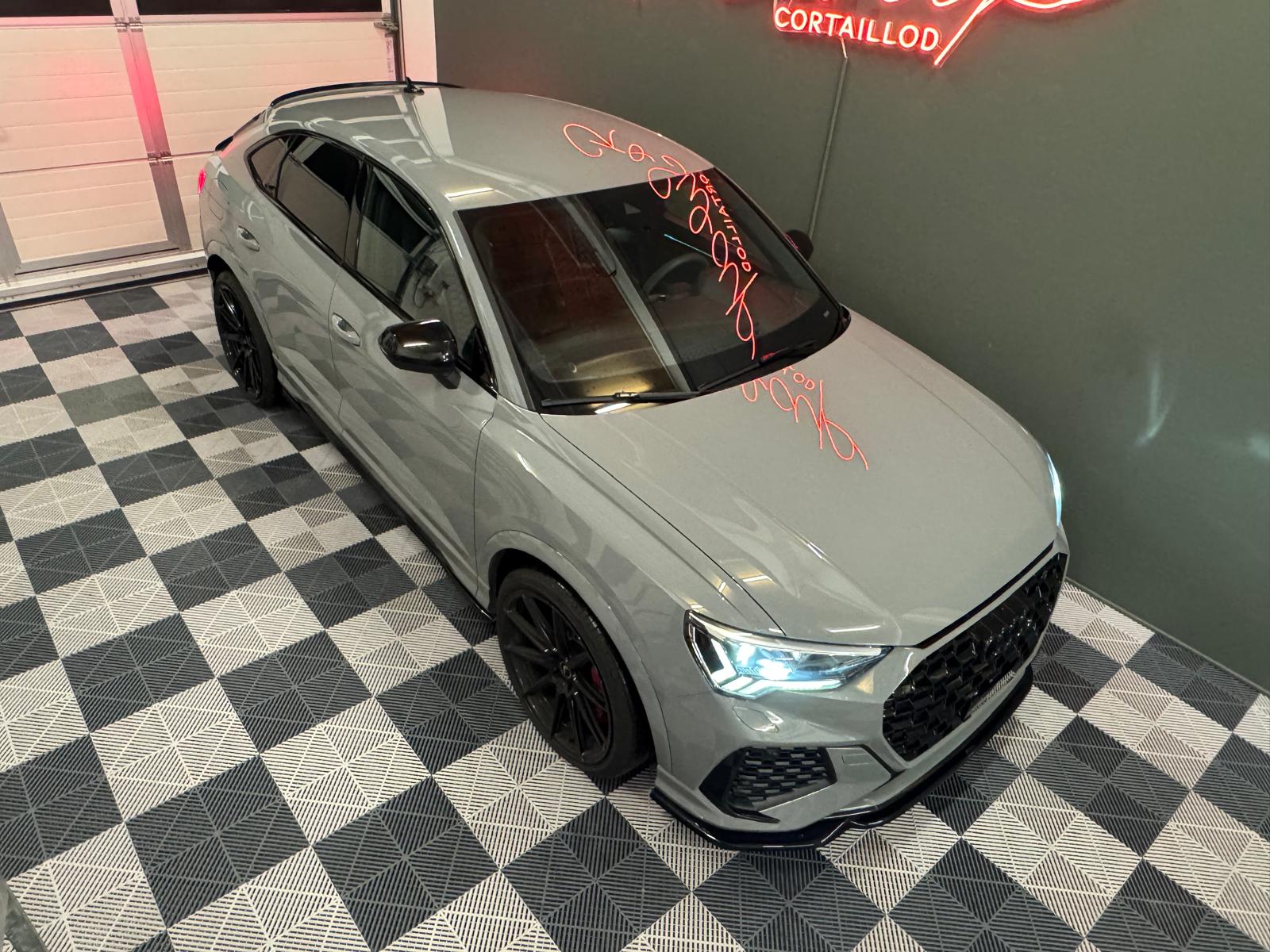 AUDI RS Q3 Sportback quattro S tronic-image-6