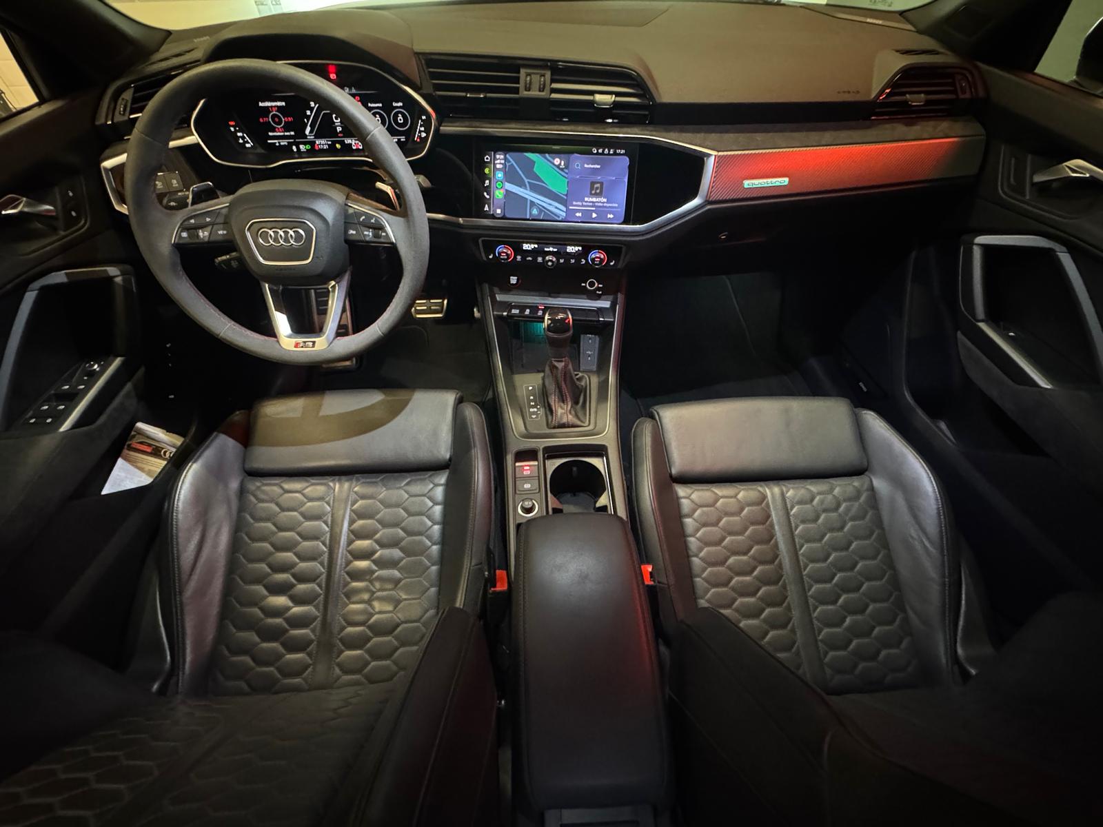AUDI RS Q3 Sportback quattro S tronic-image-13