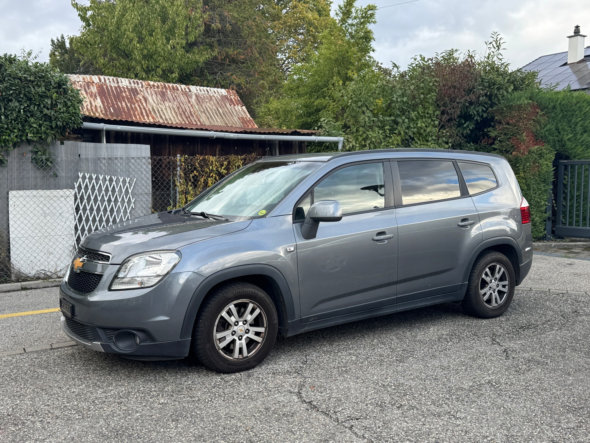 CHEVROLET Orlando 2.0 VCDi LT-image-2